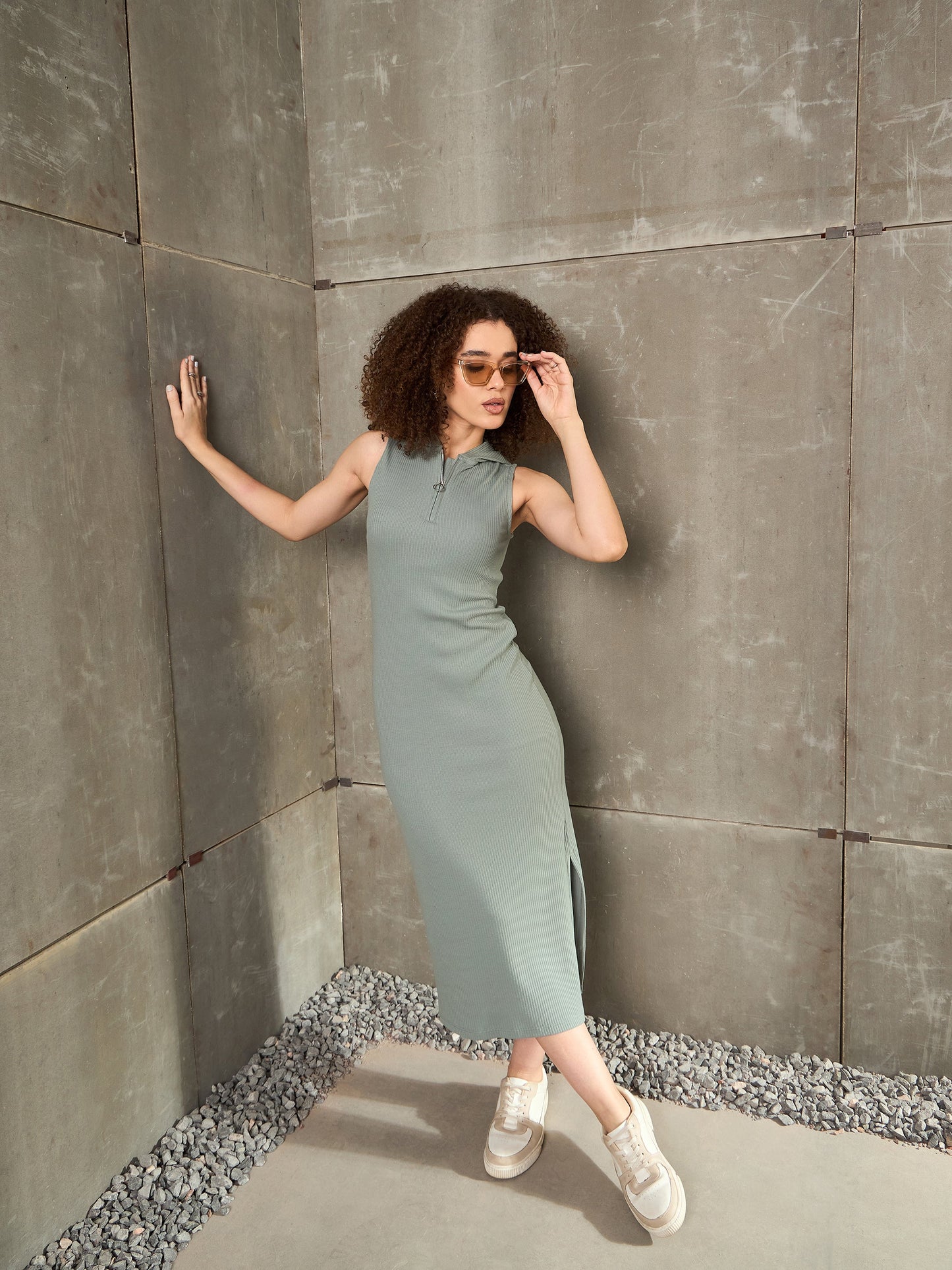 Women Green Rib Sleeveless Hooded Maxi Dress