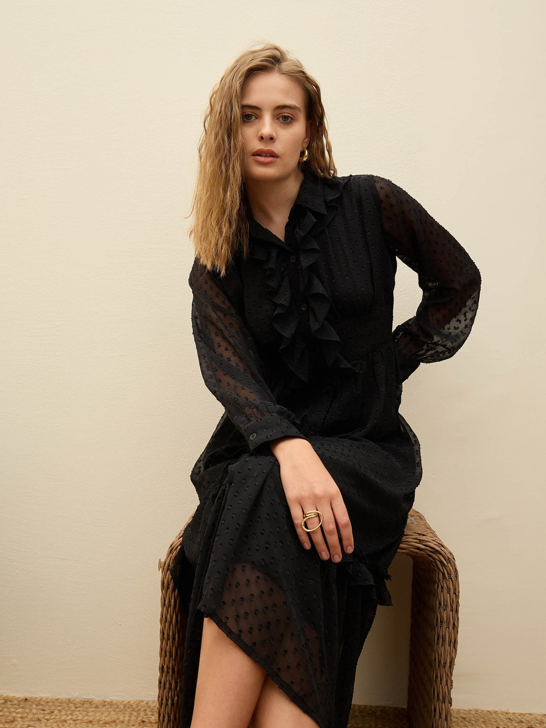 Women Black Dobby Puff Sleeve Midi Dress