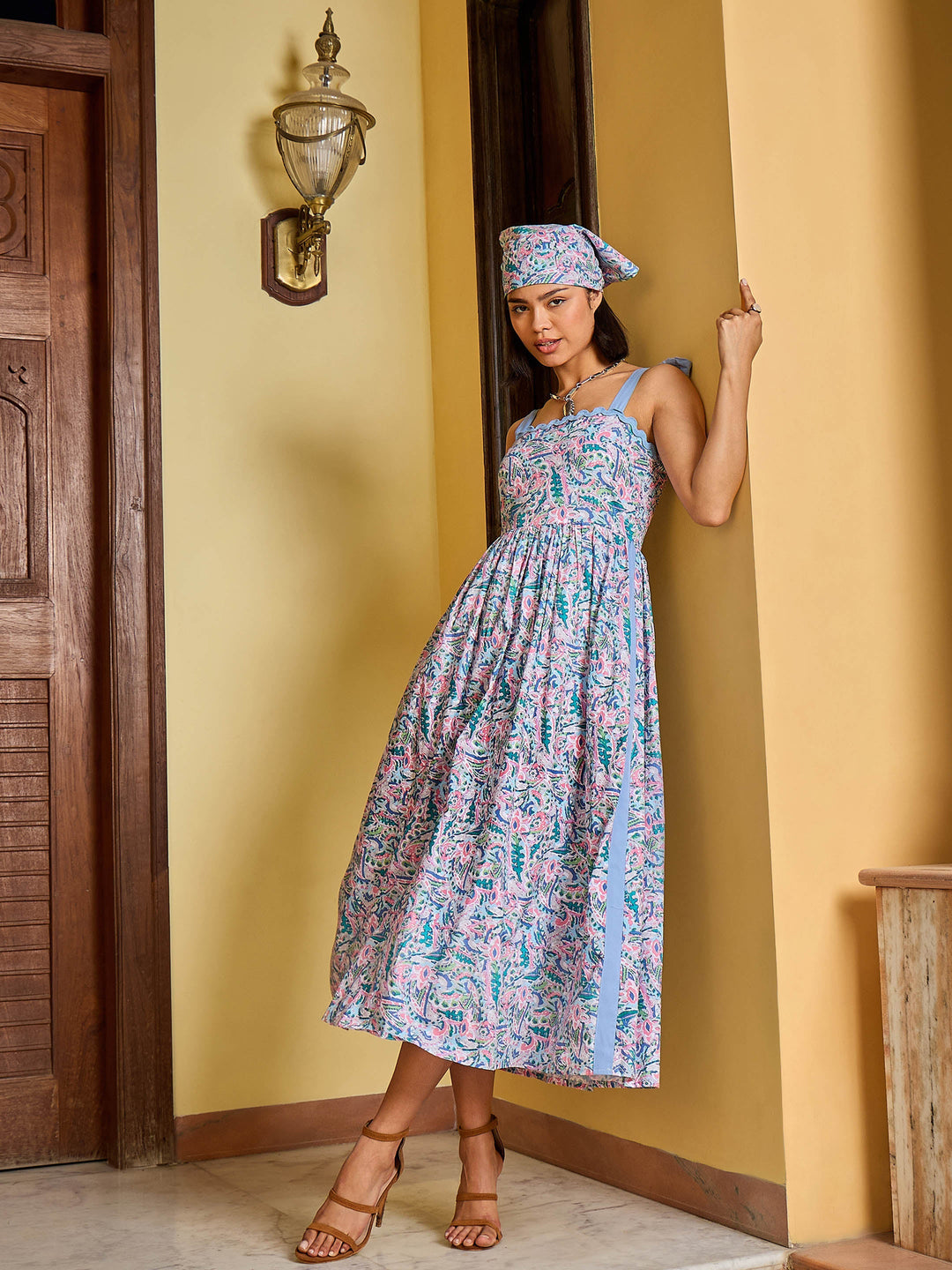 Women Blue Paisley Strappy Tie-up Midi Dress