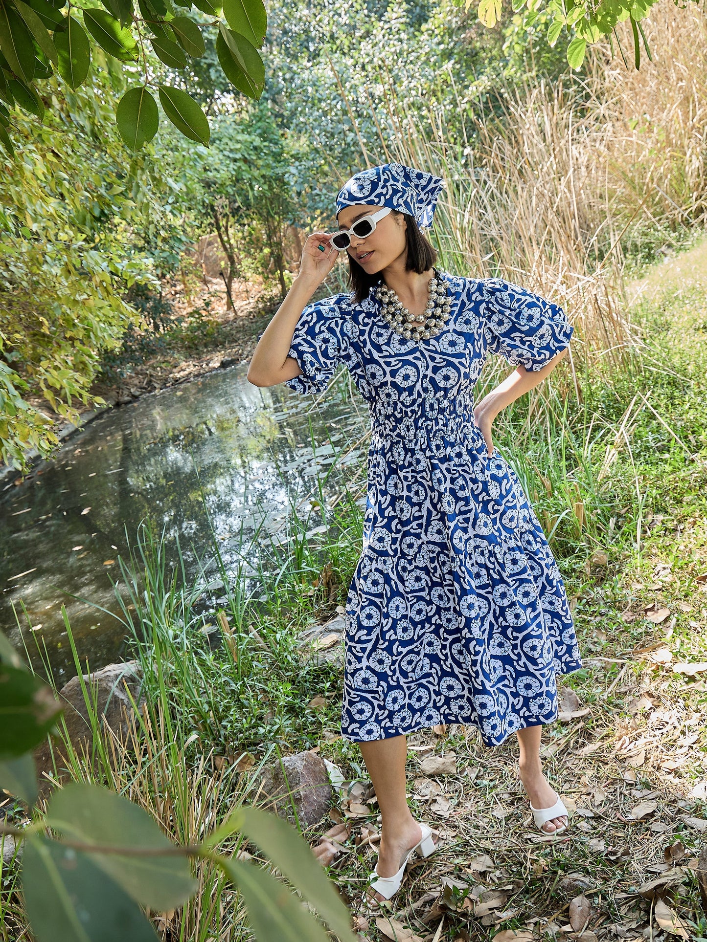 Blue & White V-Neck Puff Sleeves Midi Dress