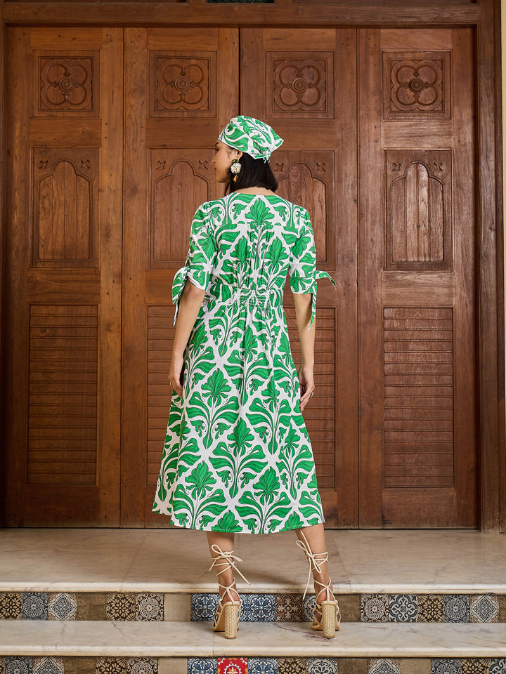 Women Green &amp; White Front Button Midi Dress