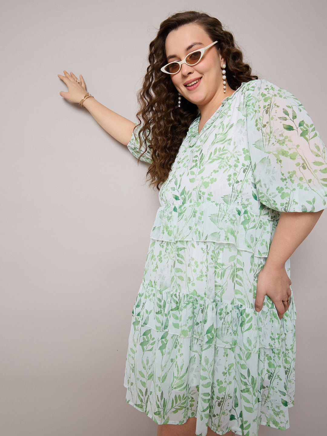 Green Floral Short Tiered Dress-SASSAFRAS Curve