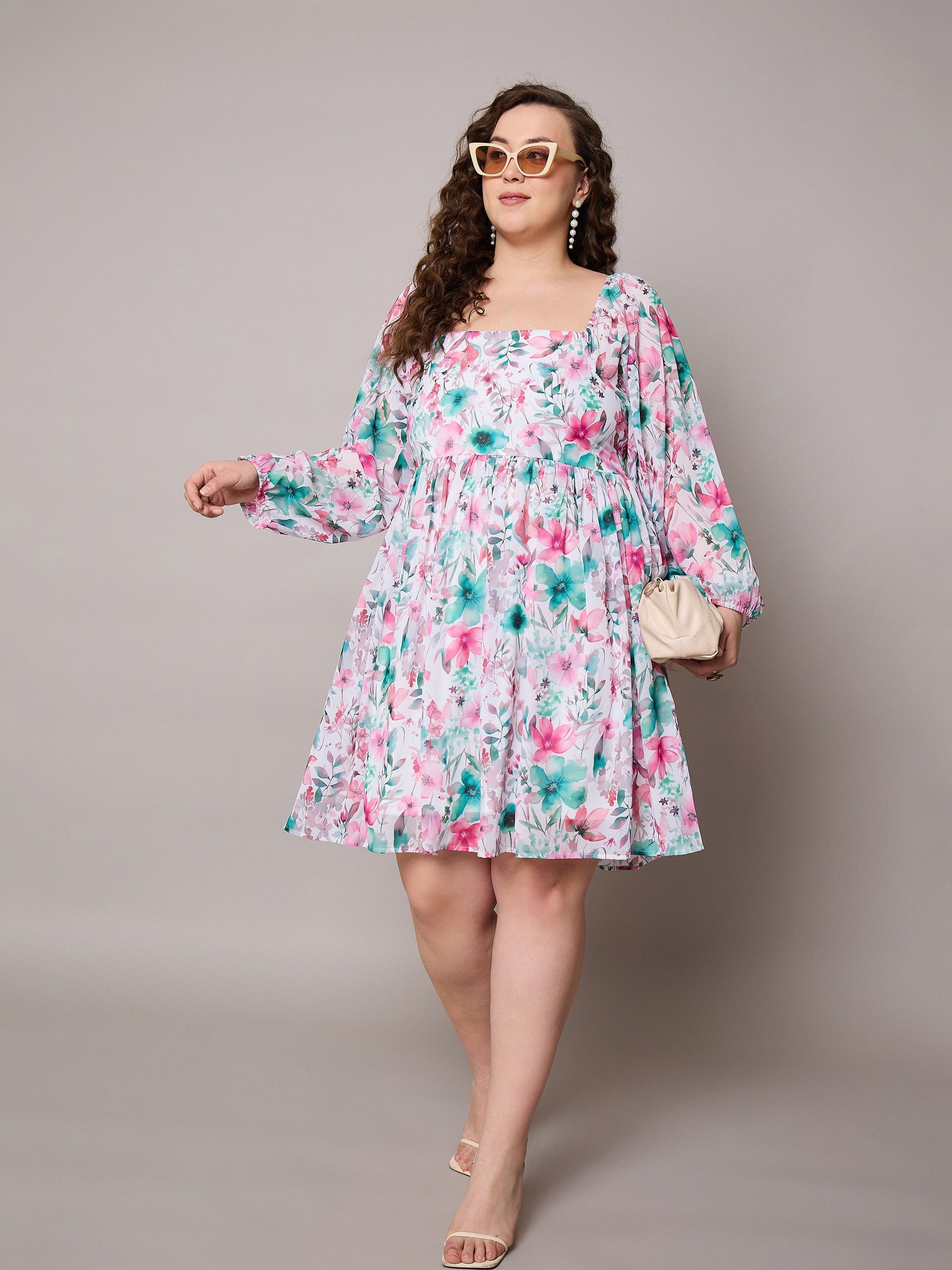 Pink Floral Square Neck Short Skater Dress-SASSAFRAS Curve