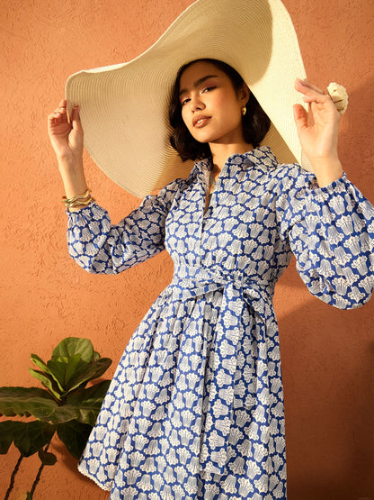 Women Blue & White Floral Front Button Short Dress