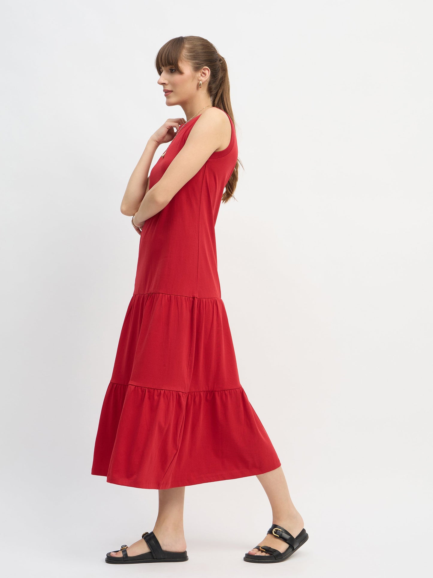 Women Red Sleeveless Tiered Midi Dress