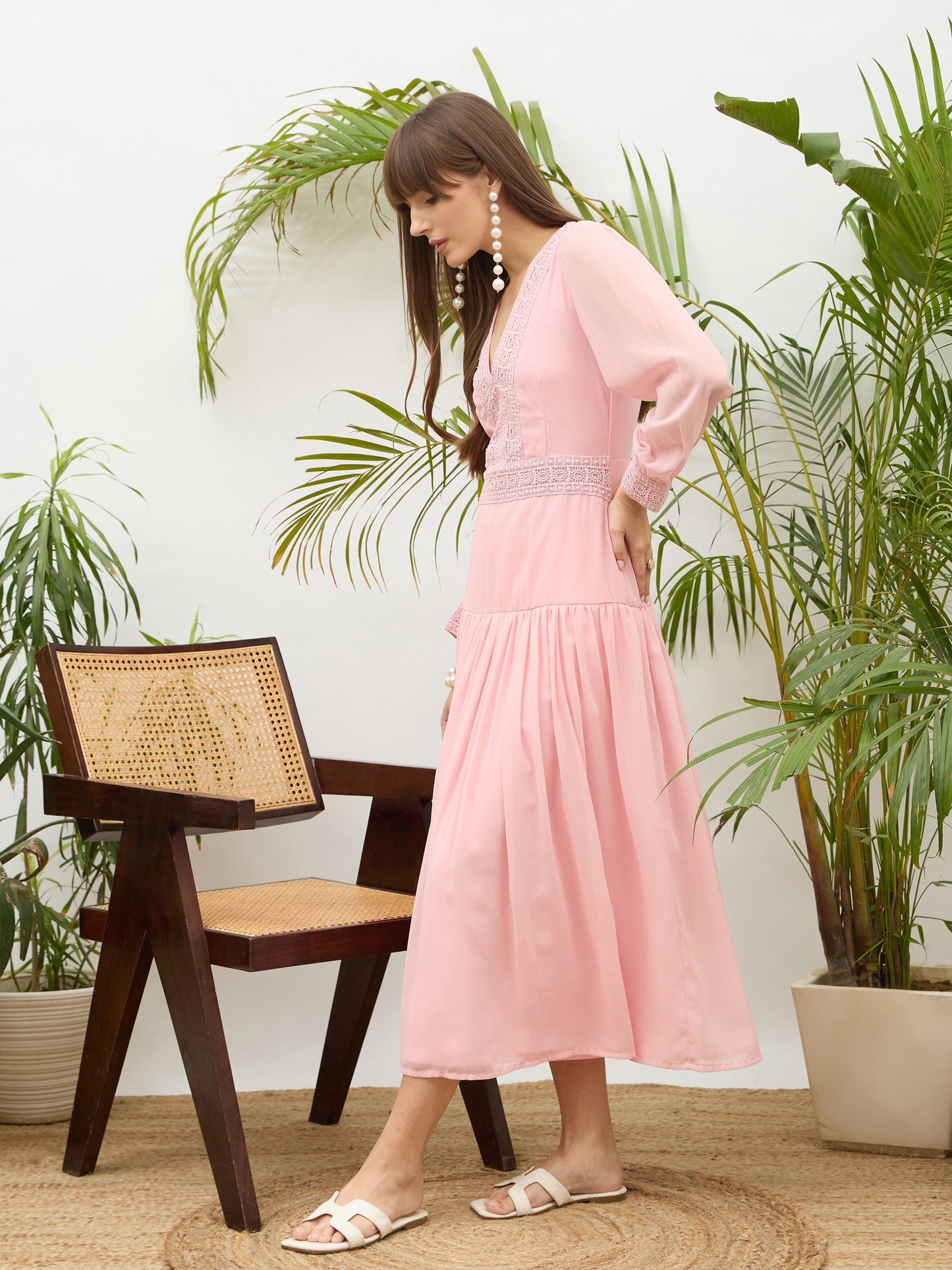 Women Light Pink V-Neck Lace Detail Maxi Dress