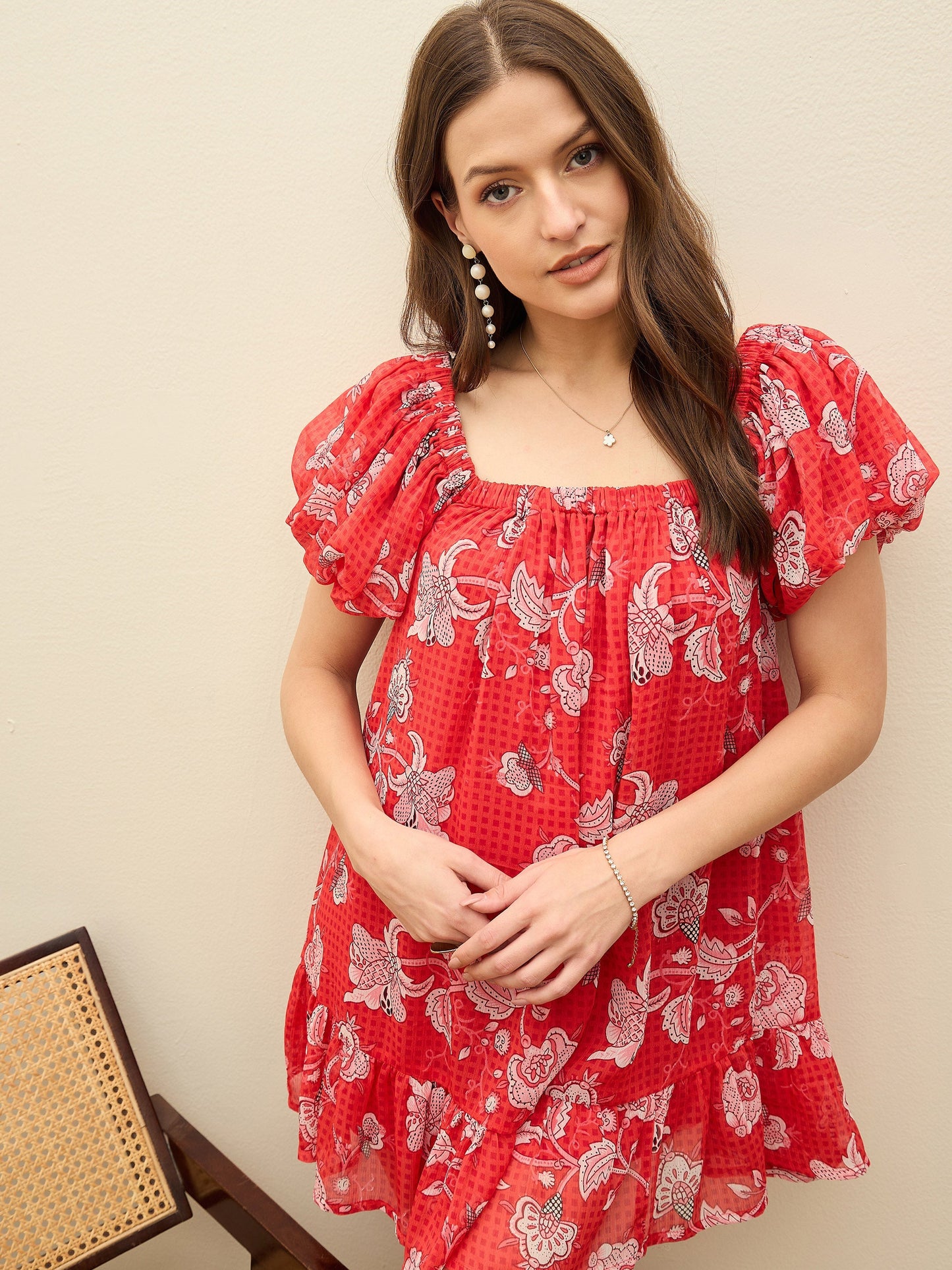 Women Red Floral Square Neck Balloon Sleeve Short Dress