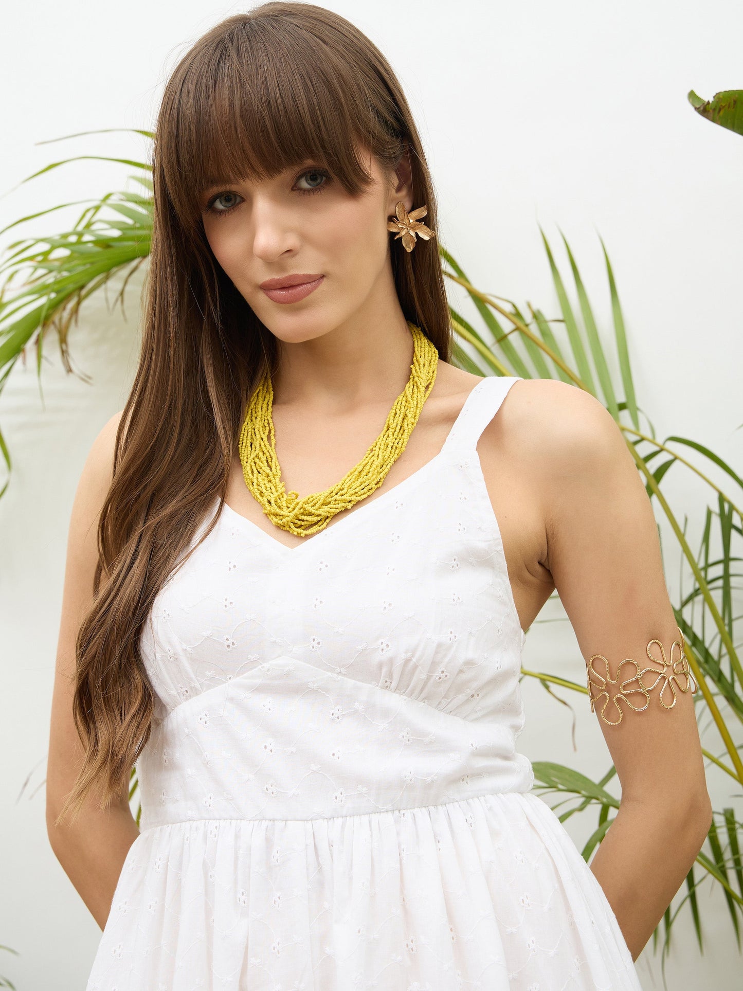 Women White Sweetheart Neck Strappy Maxi Dress