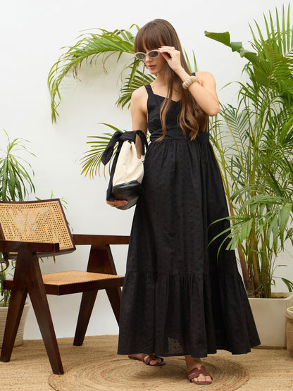 Women Black Sweetheart Neck Strappy Maxi Dress