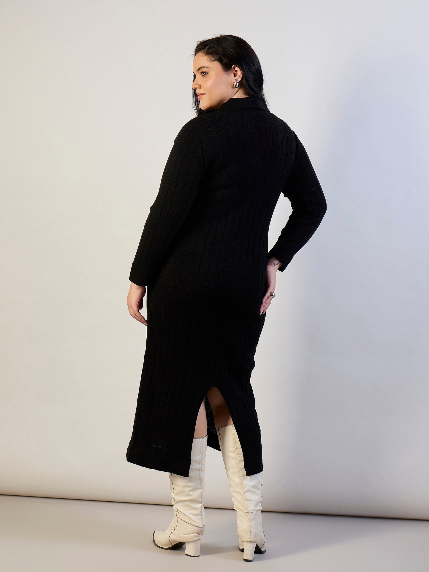 Black Solid Acrylic Wool Collar Midi Dress-SASSAFRAS CURVE