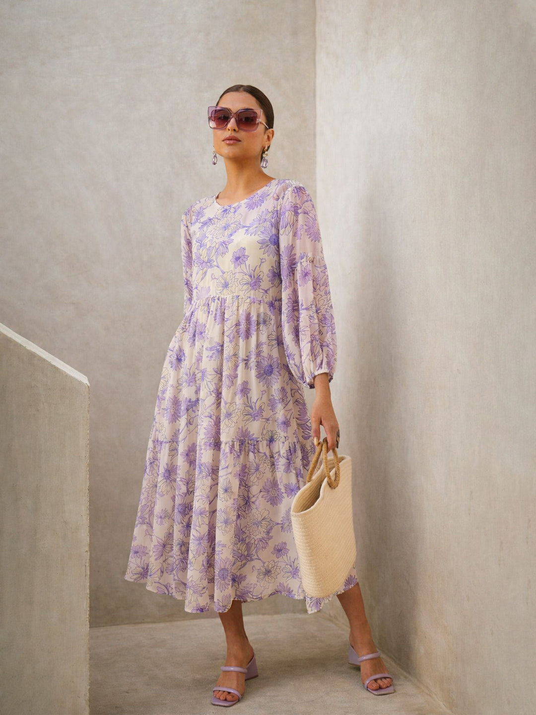 Women White Floral Round Neck Balloon Sleeve Midi Dress