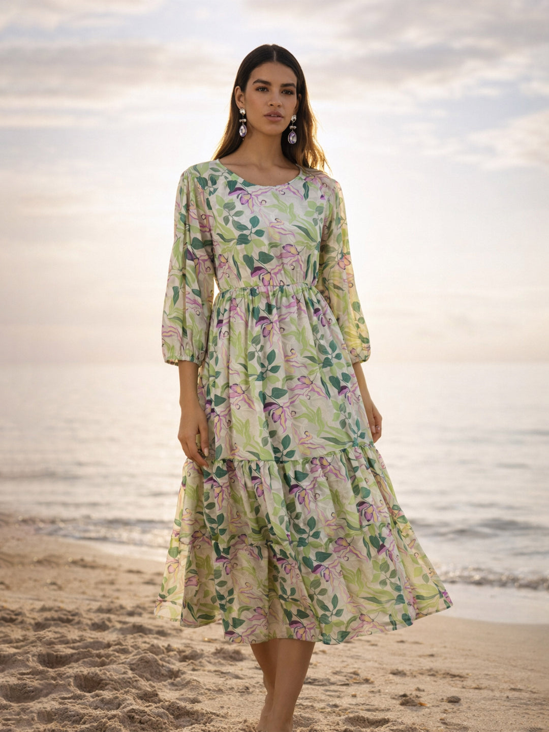 Women Off White Floral Round Neck Balloon Sleeve Midi Dress