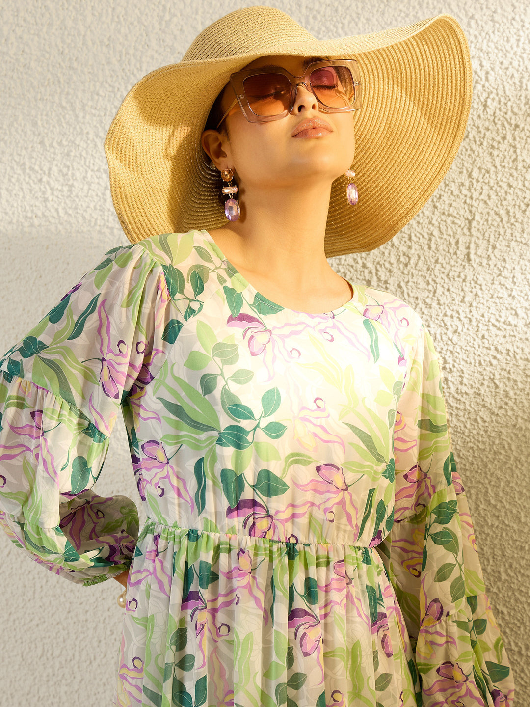 Women Off White Floral Round Neck Balloon Sleeve Midi Dress