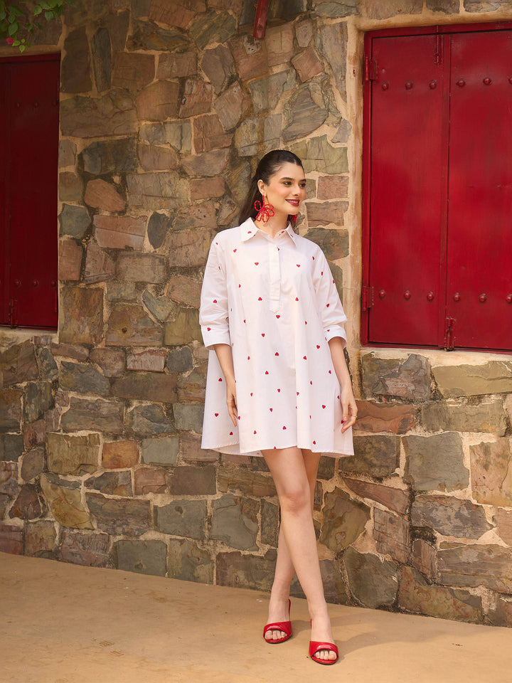 Women White &amp; Red Heart Print Collar Neck Short Dress