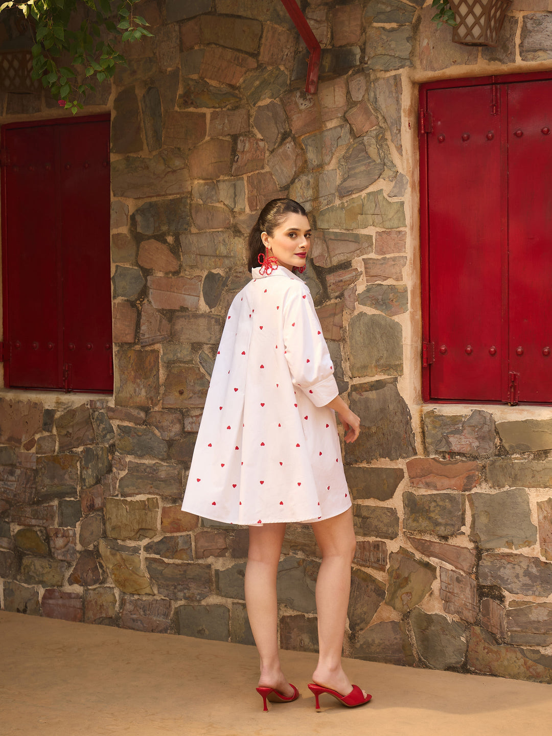 Women White &amp; Red Heart Print Collar Neck Short Dress