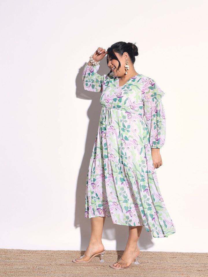 Women Green &amp; White Floral Tiered Drawstring Midi Dress