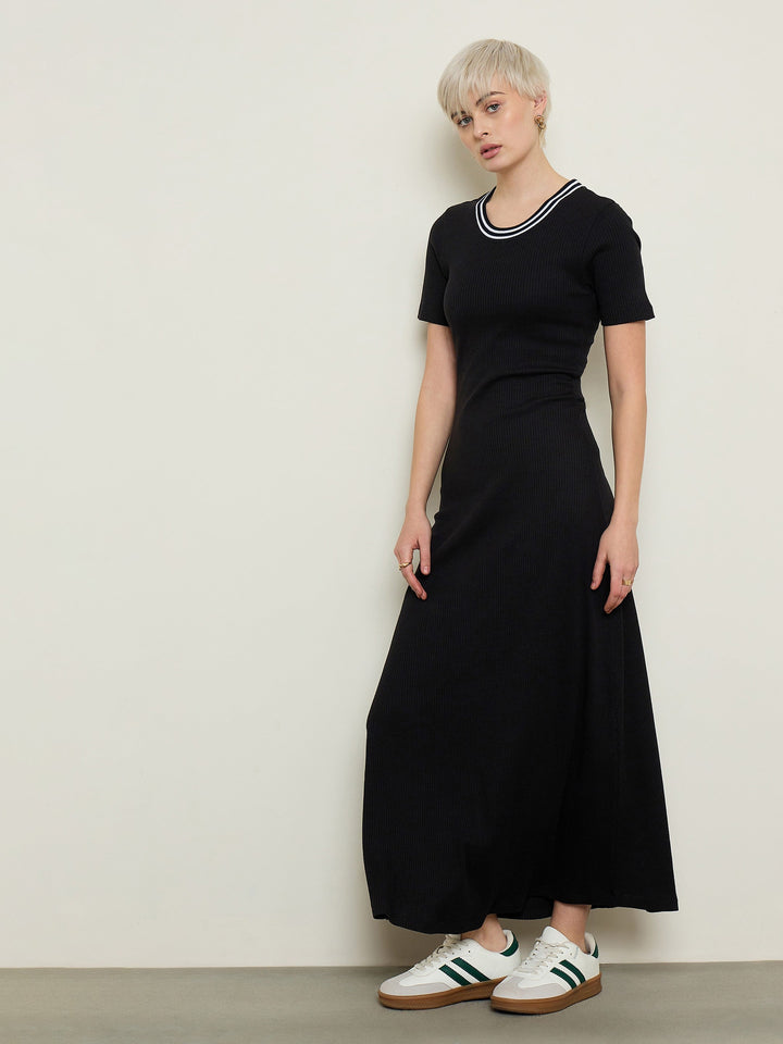 Women Black Short Sleeves Striped-Ribbed Neck Maxi Dress