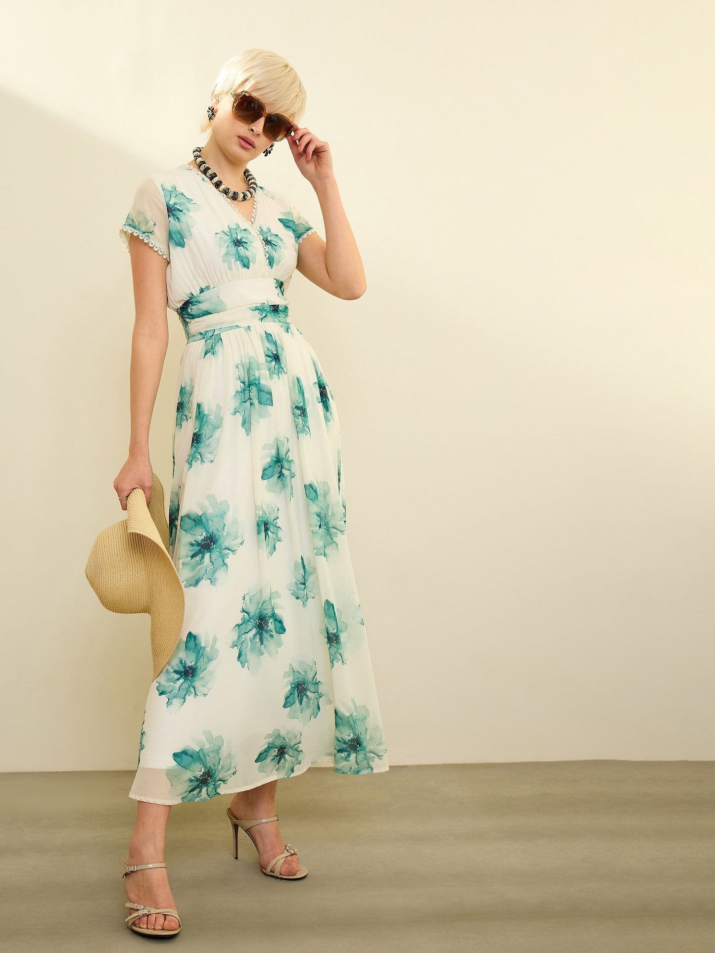 Women Off-White Floral Cap Sleeves Maxi Dress