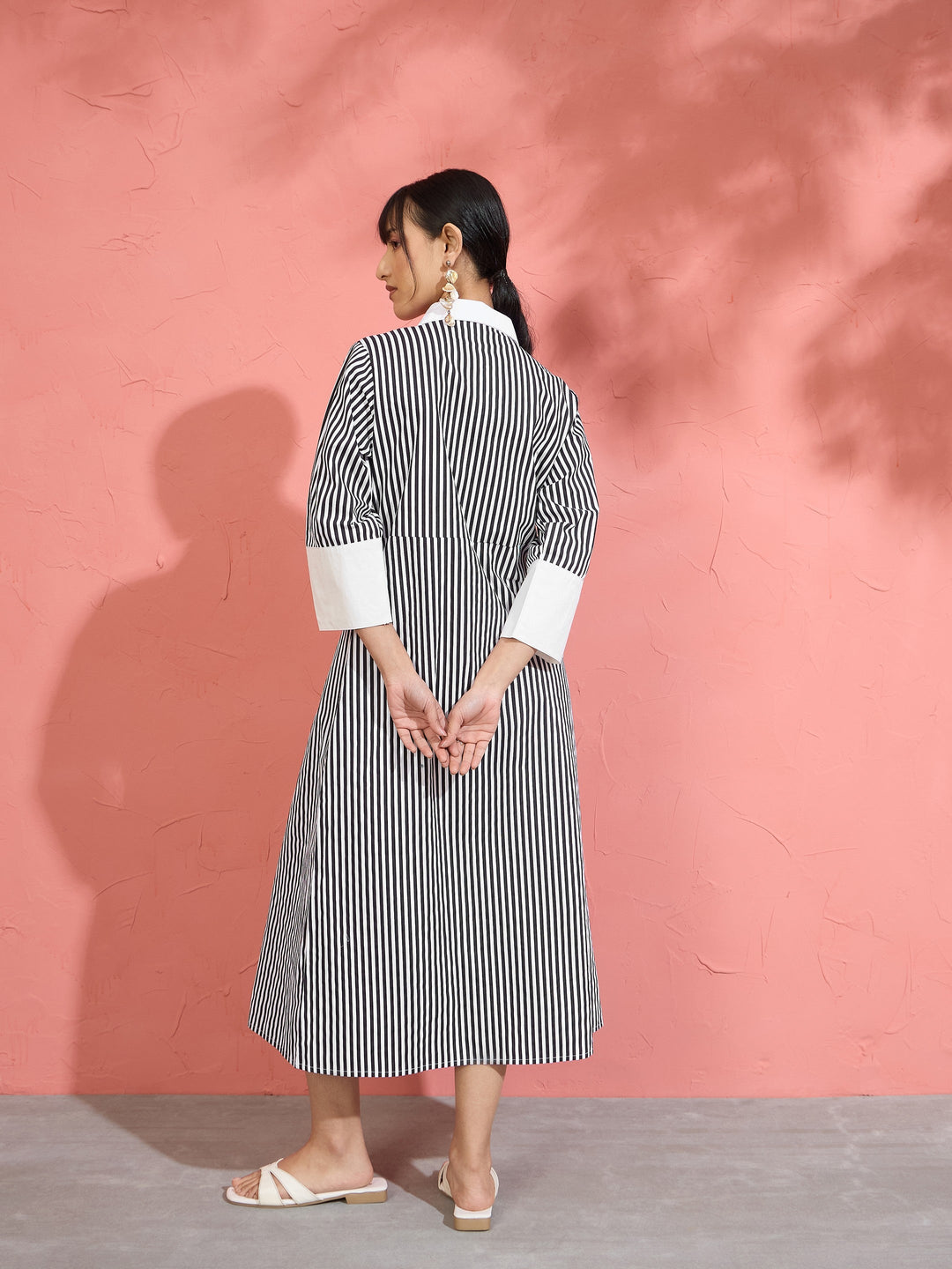Women Black &amp; White Stripe Contrast Collar Midi Dress