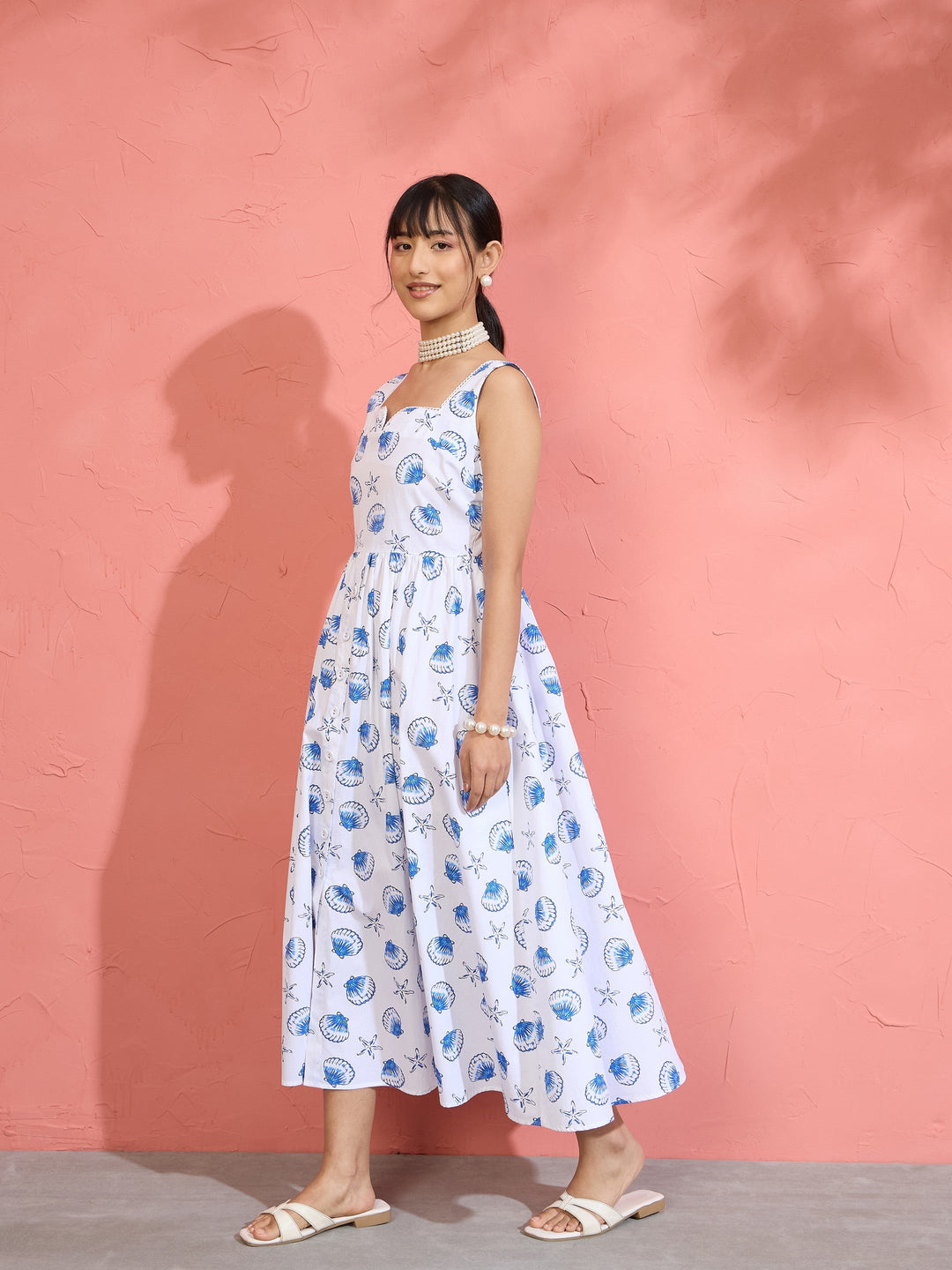 Women White &amp; Blue Printed Sleeveless Button Down Midi Dress
