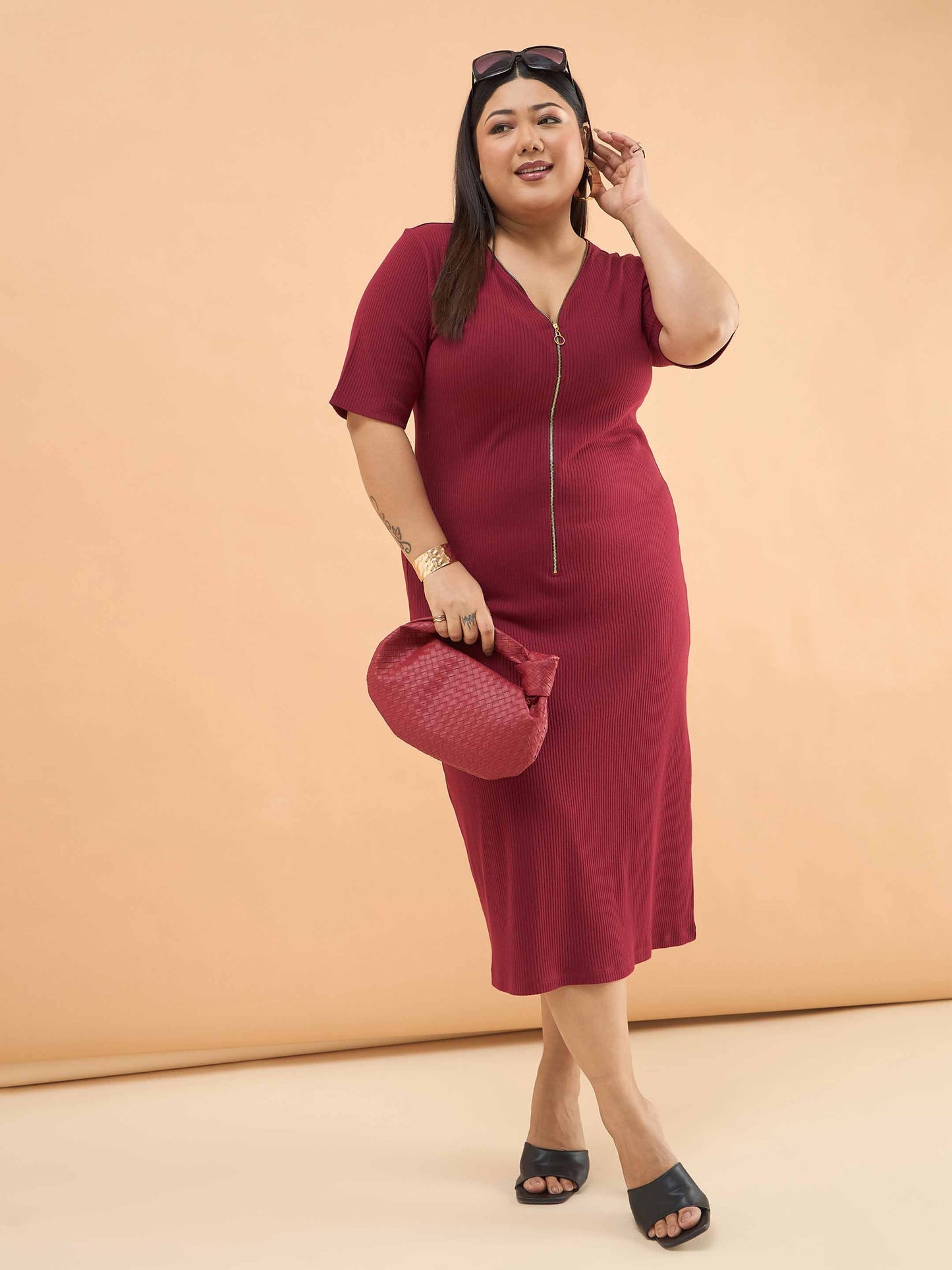 Maroon Rib Front Zipper Midi Dress