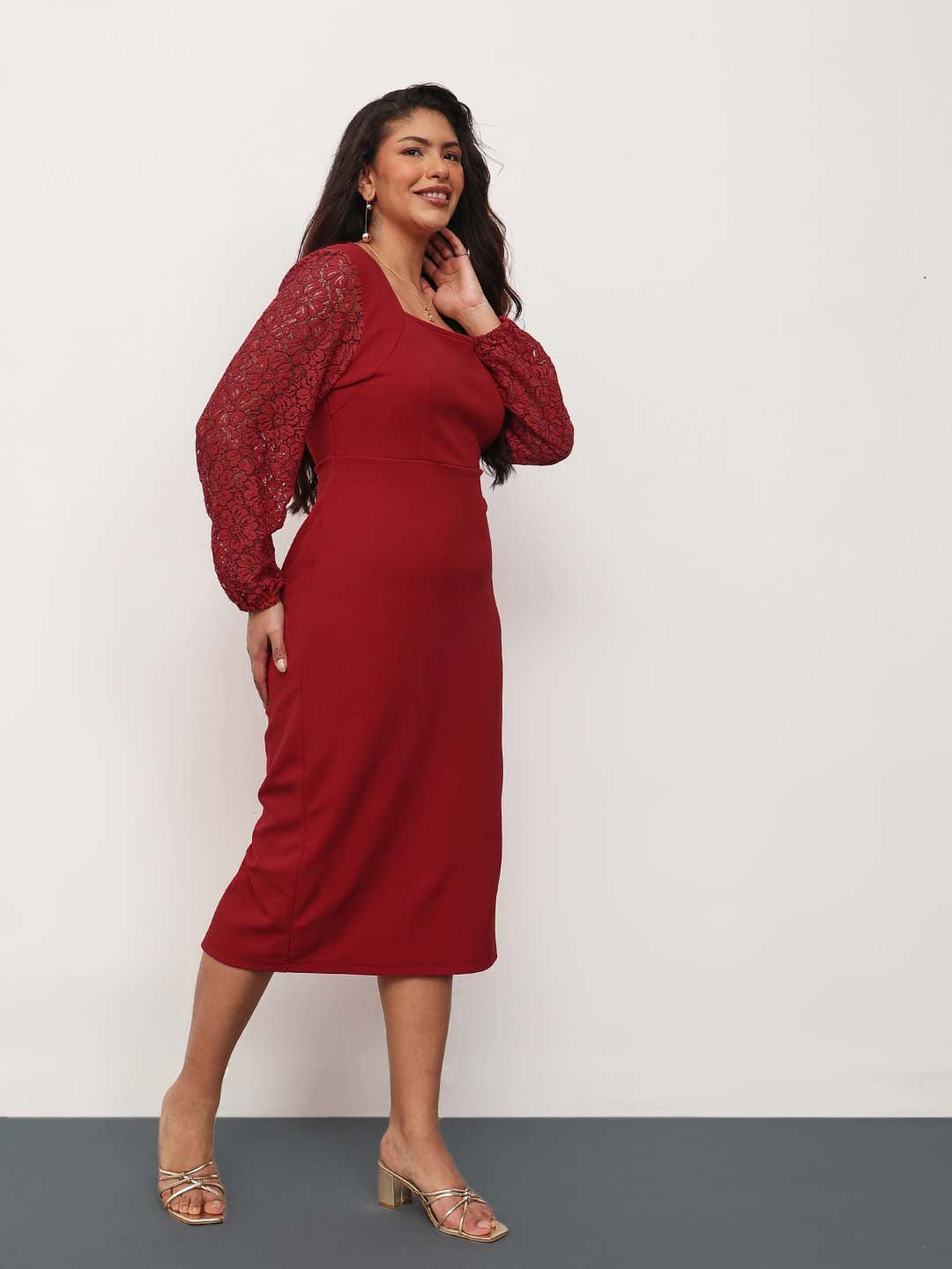 Red Square Neck Lace Sleeves Bodycon Midi Dress