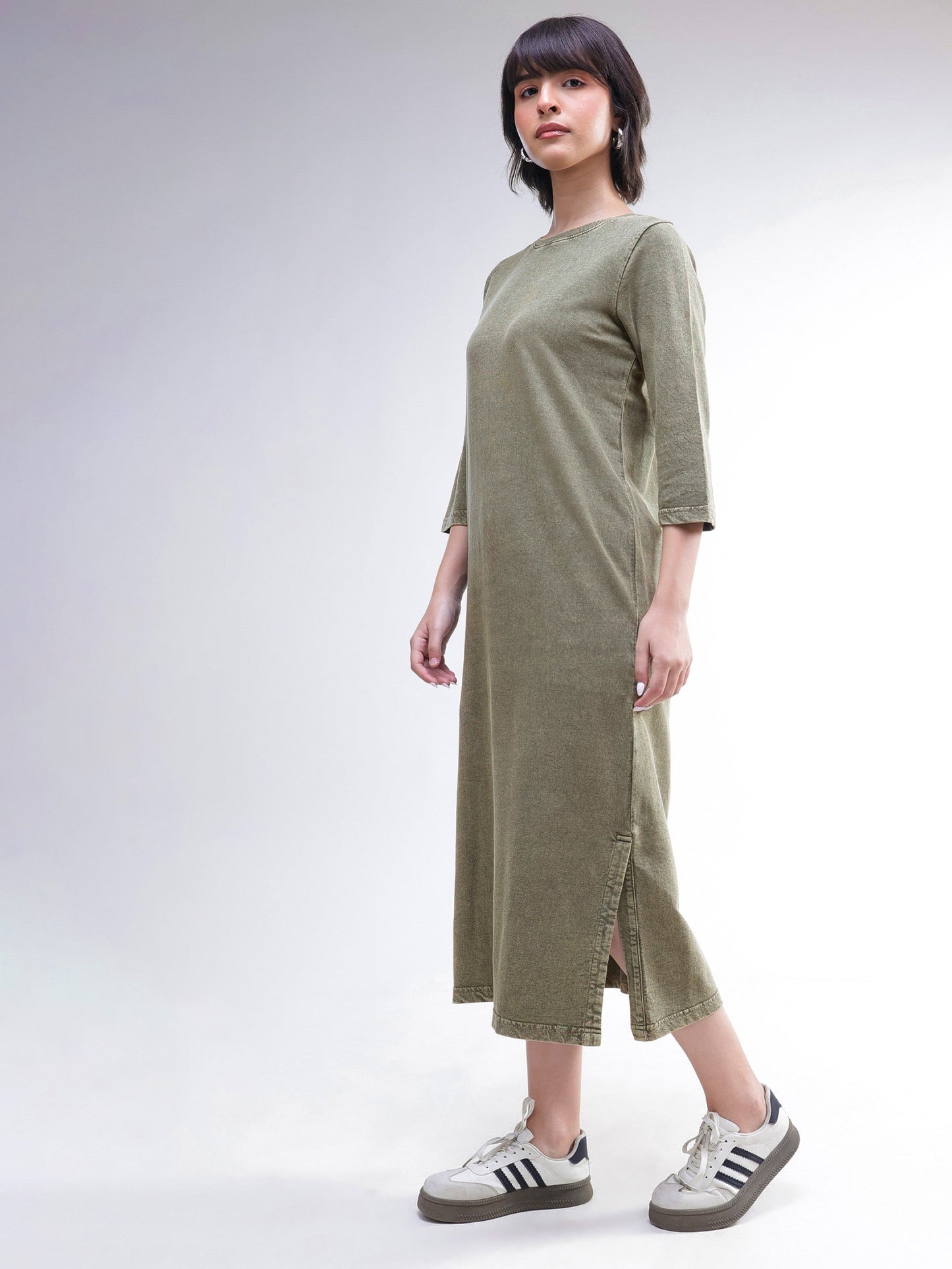 Women Green Overdyed Long Sleeves T-Shirt Maxi Dress