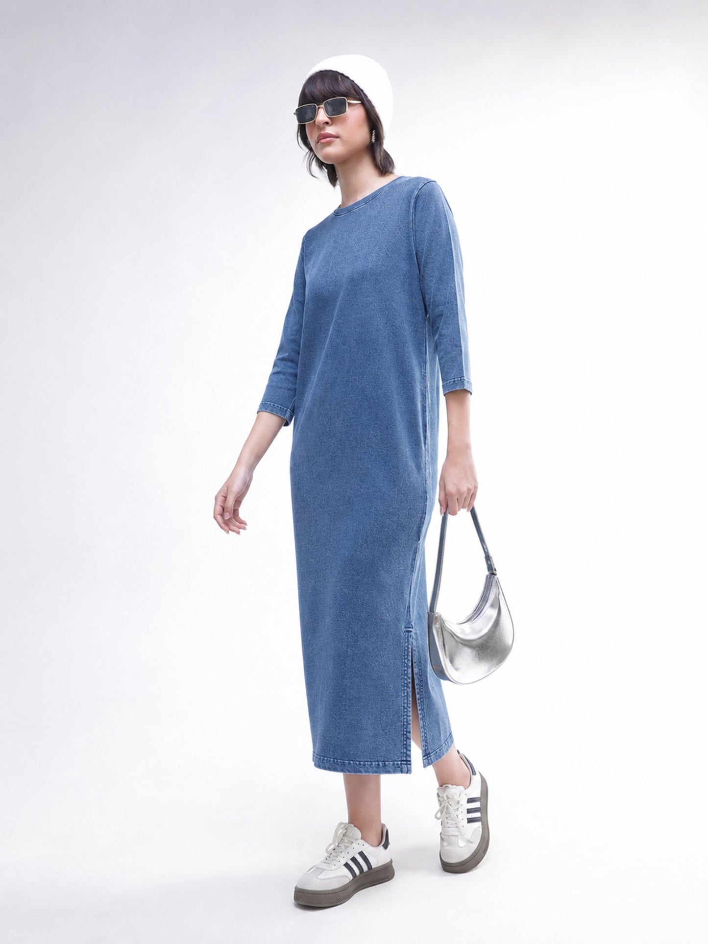 Women Blue Overdyed Long Sleeves T-Shirt Midi Dress