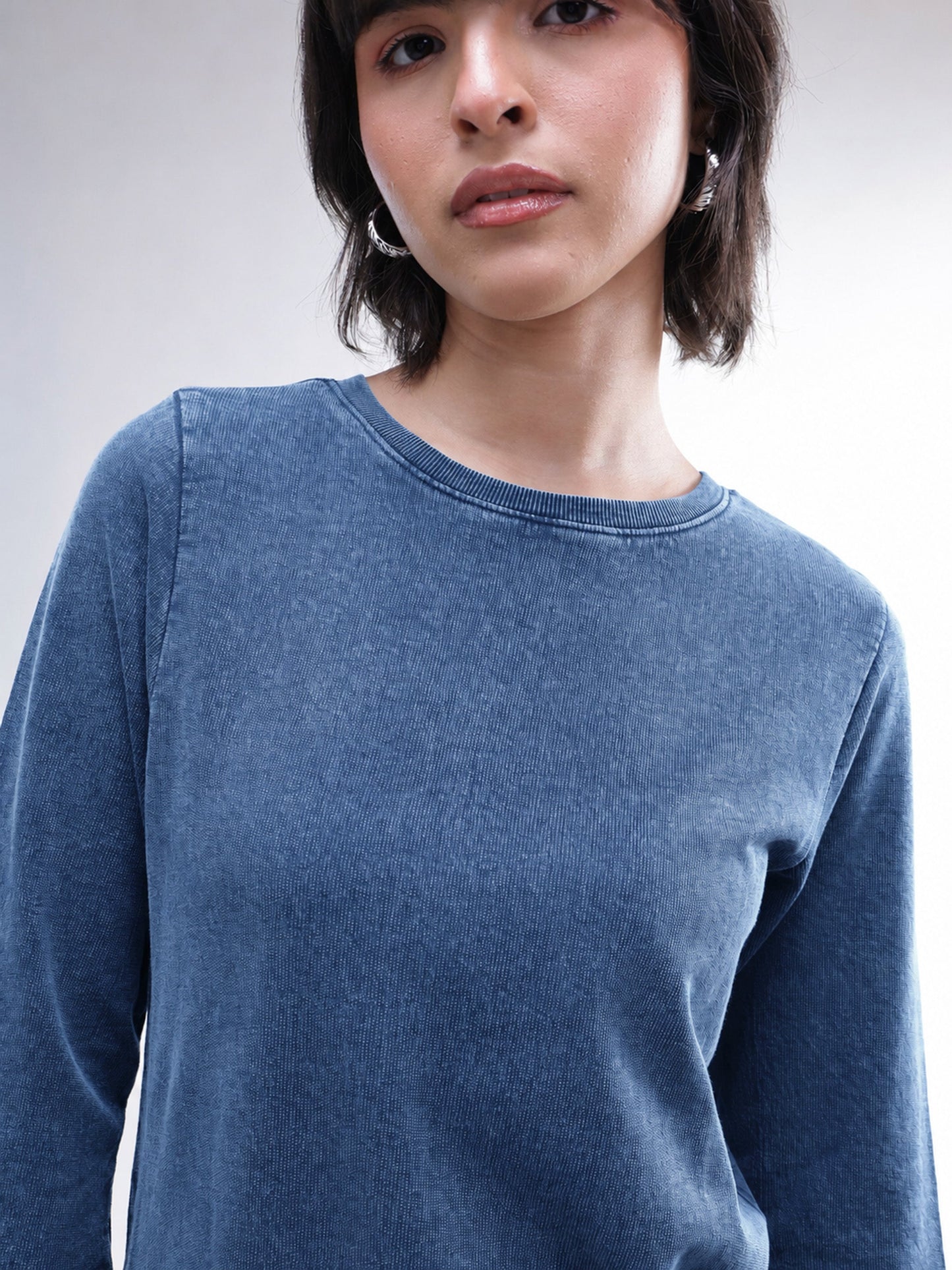 Women Blue Overdyed Long Sleeves T-Shirt Midi Dress