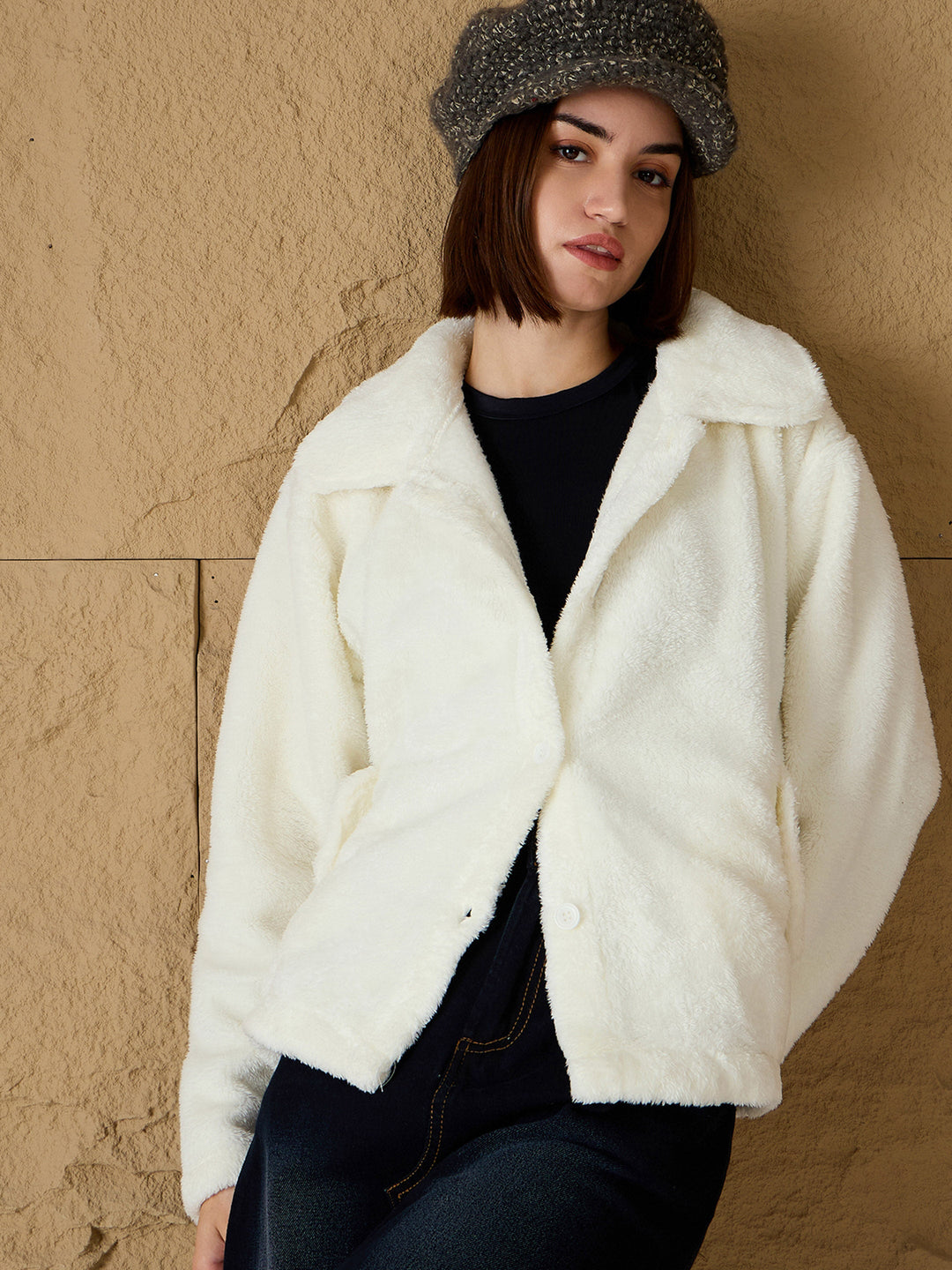 Women's Women Off White Fur Flap Pockets Jacket in Polyester by Sassafras for wholesale, bulk, supplier, manufacturer and wholesaler buyers from Trendphoria