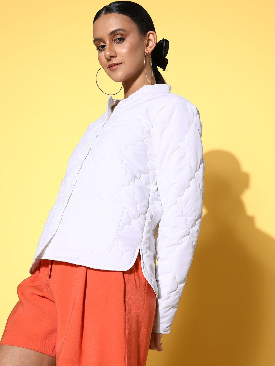 White Front Pockets Puffer Jacket
