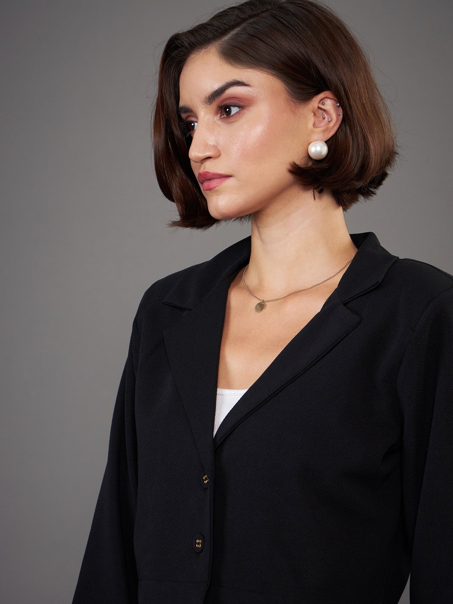 Women Black Notch Collar Crop Blazer