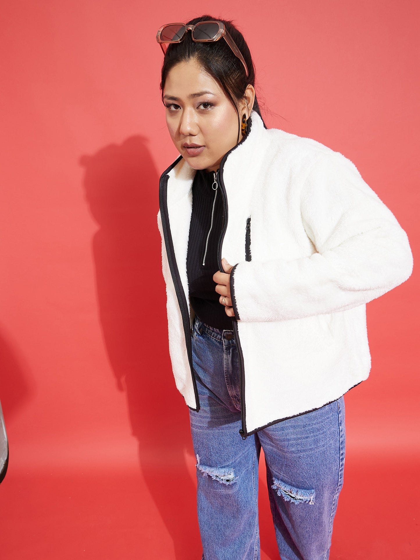 White Fur Contrast Piping Zipper Jacket