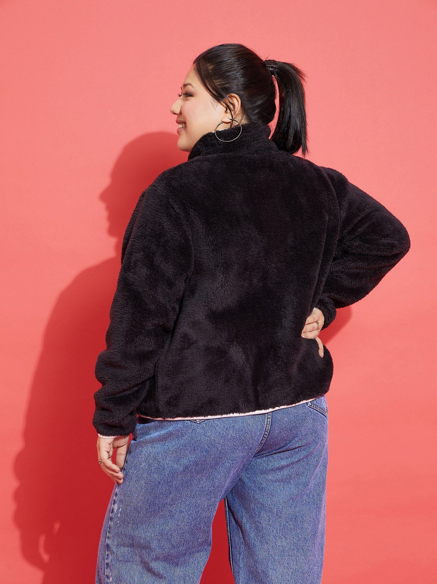 Black Fur Contrast Piping Zipper Jacket