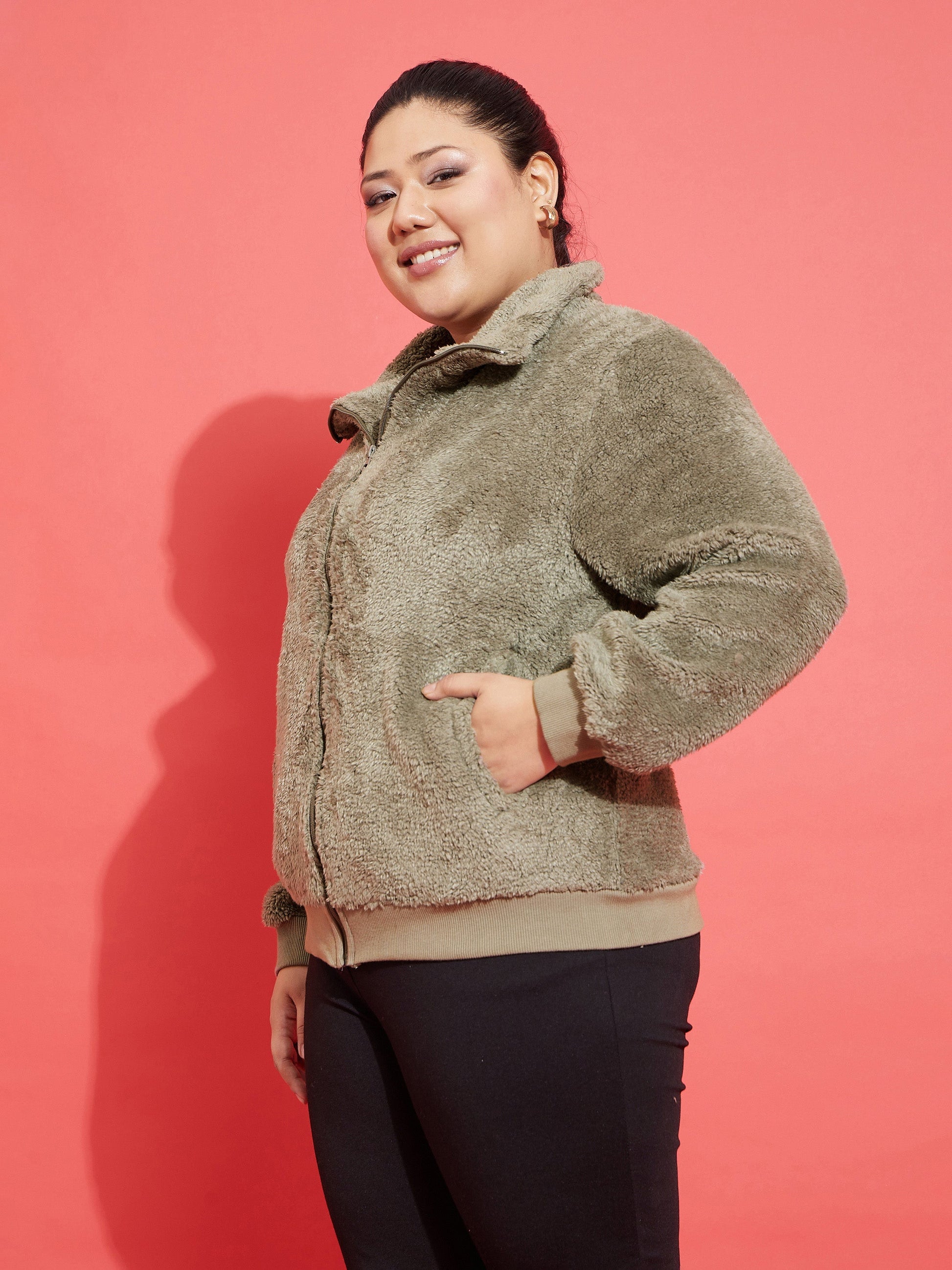 Grey Fur Metal Zipper Jacket-SASSAFRAS Curve