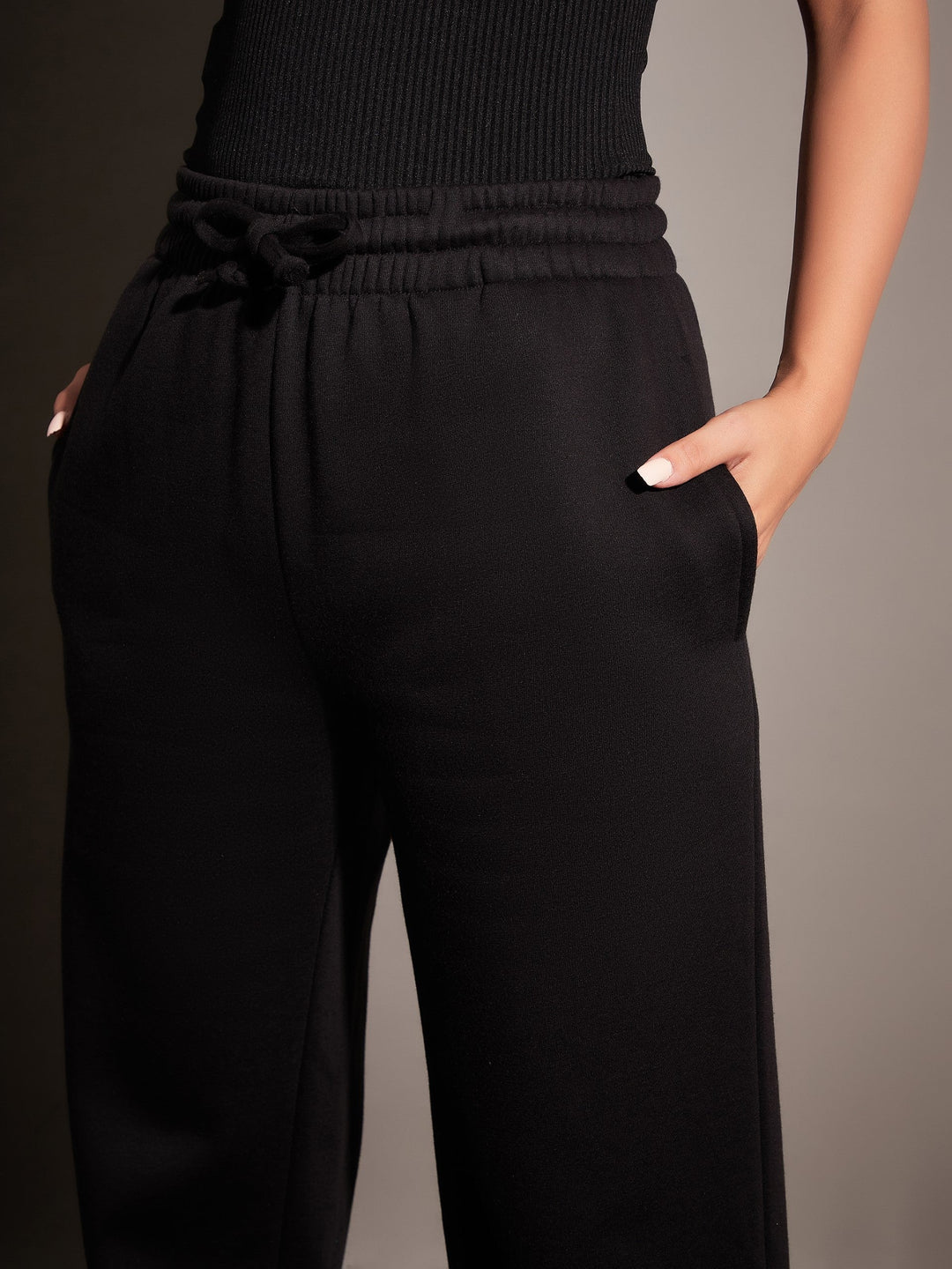 Women Black Fleece Zipper Jacket With Pant