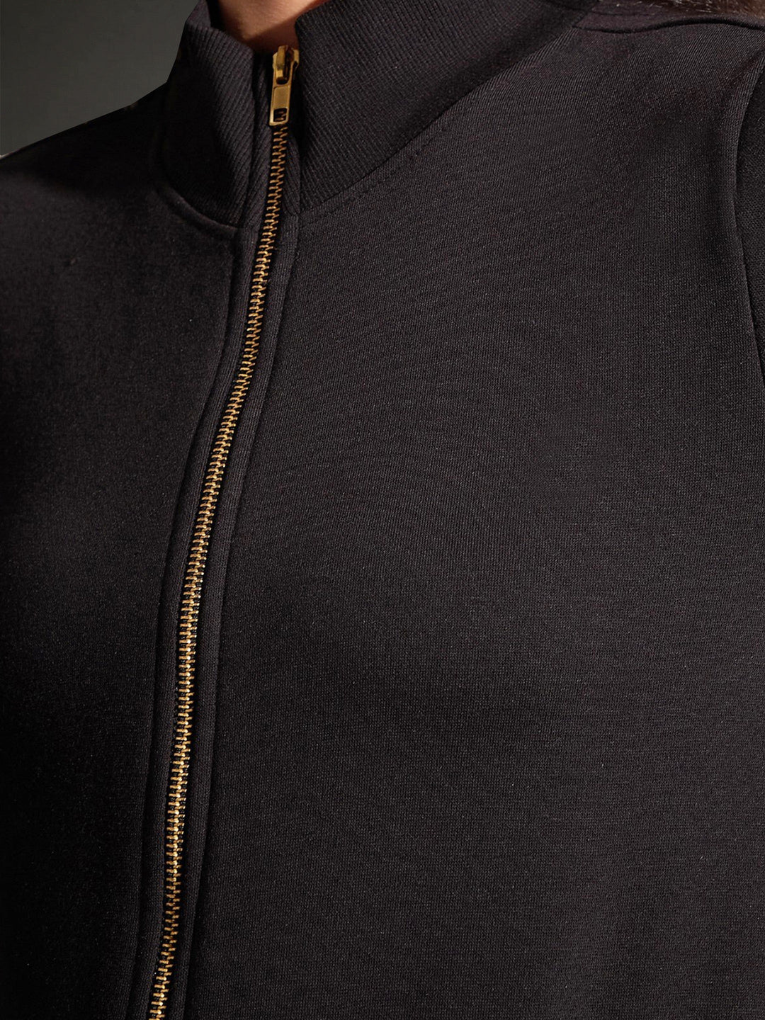 Women Black Fleece Zipper Jacket With Joggers
