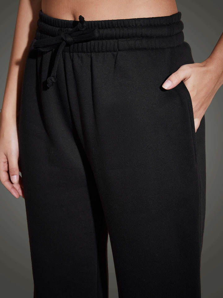Women Black Fleece Zipper Jacket With Joggers