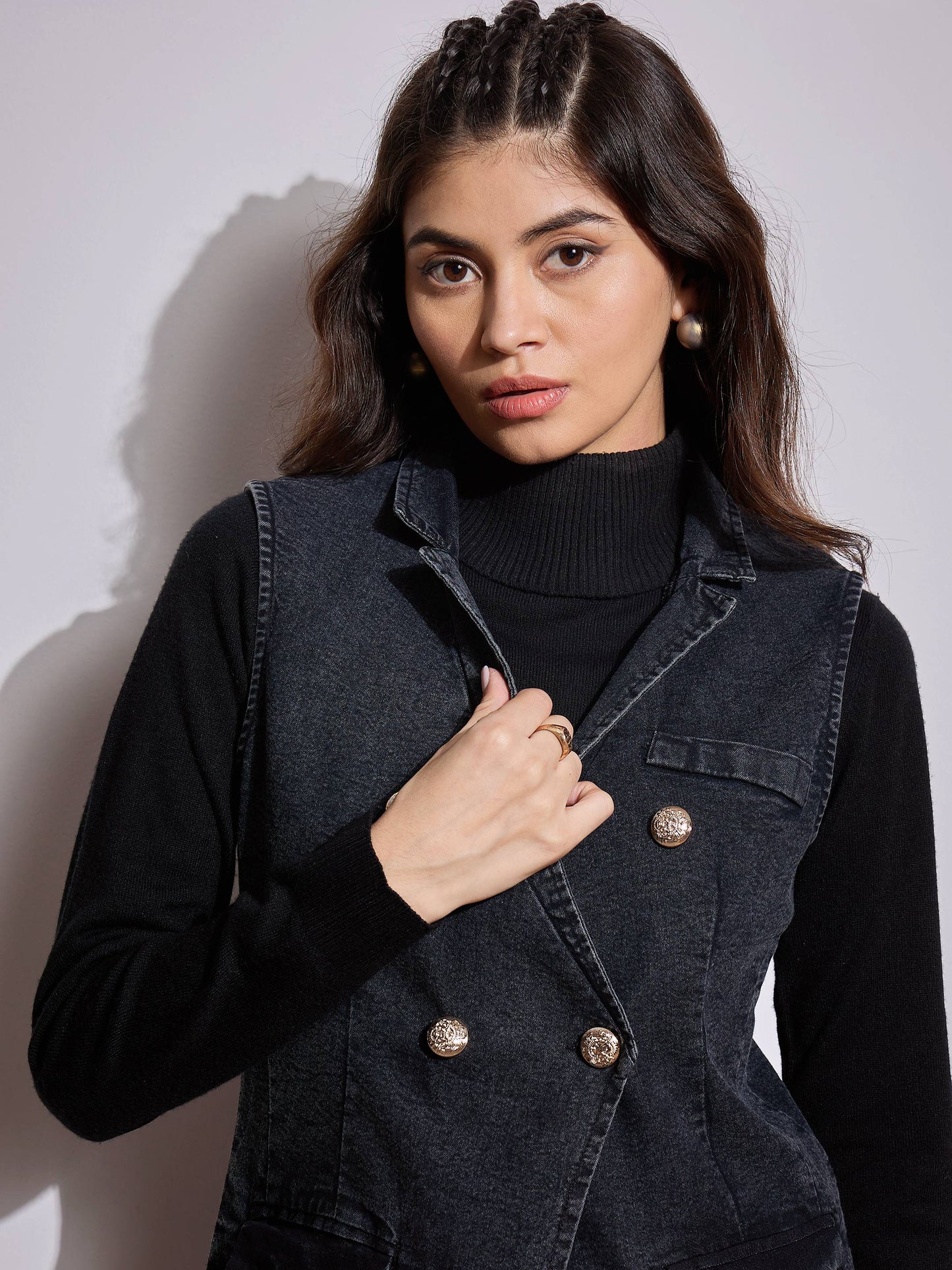Black Denim Flap Pocket Sleeveless Jacket