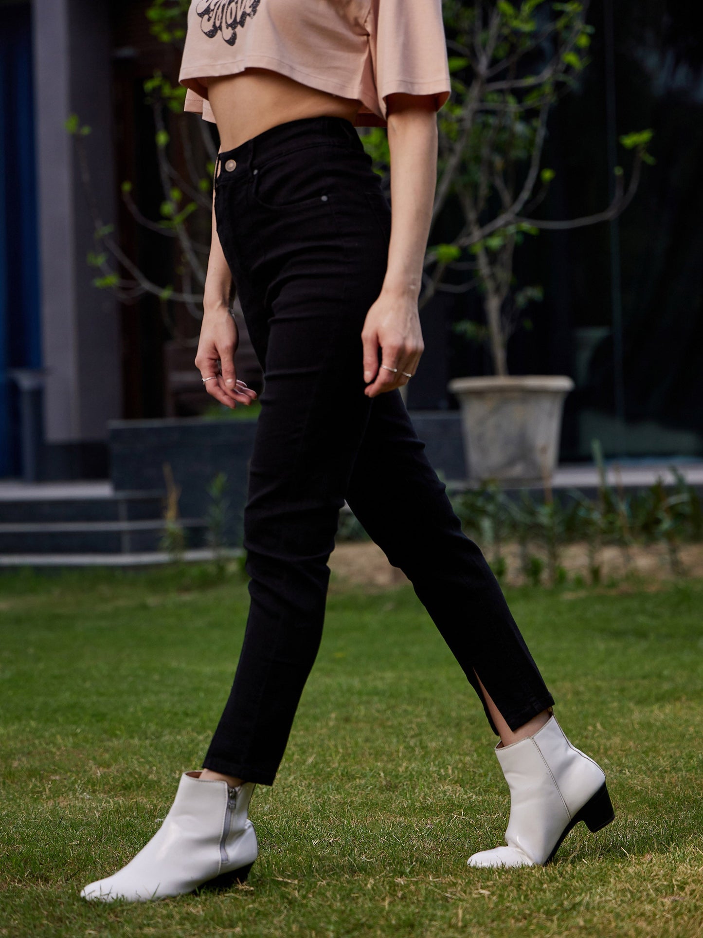 Black Hem Slit Relax Premium Jeans