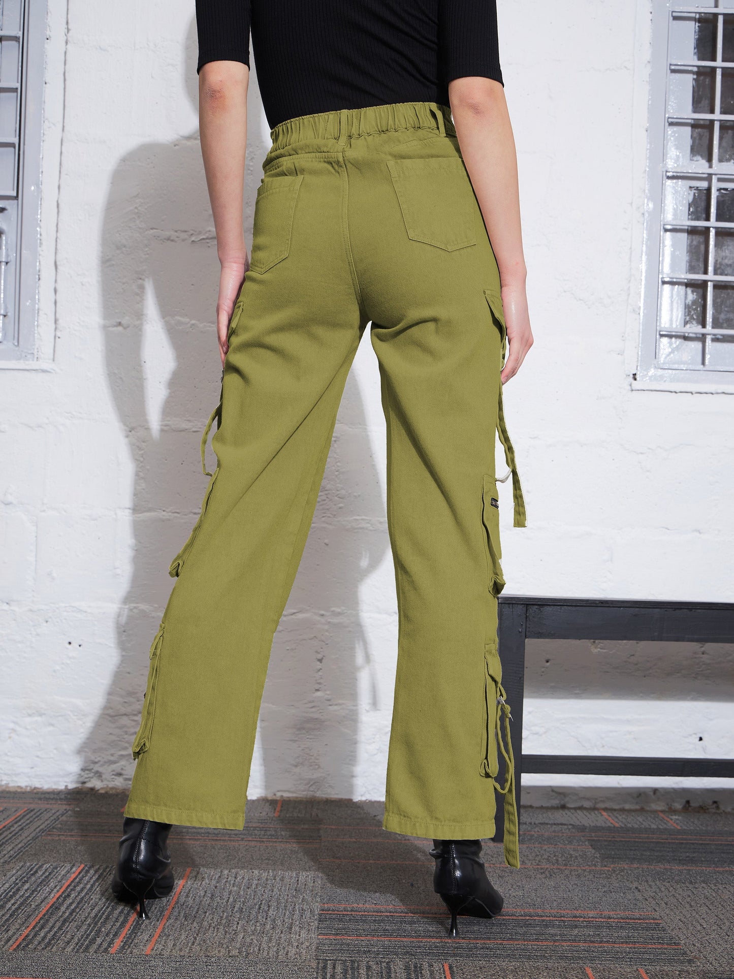 Women Olive Cargo Straight Jeans