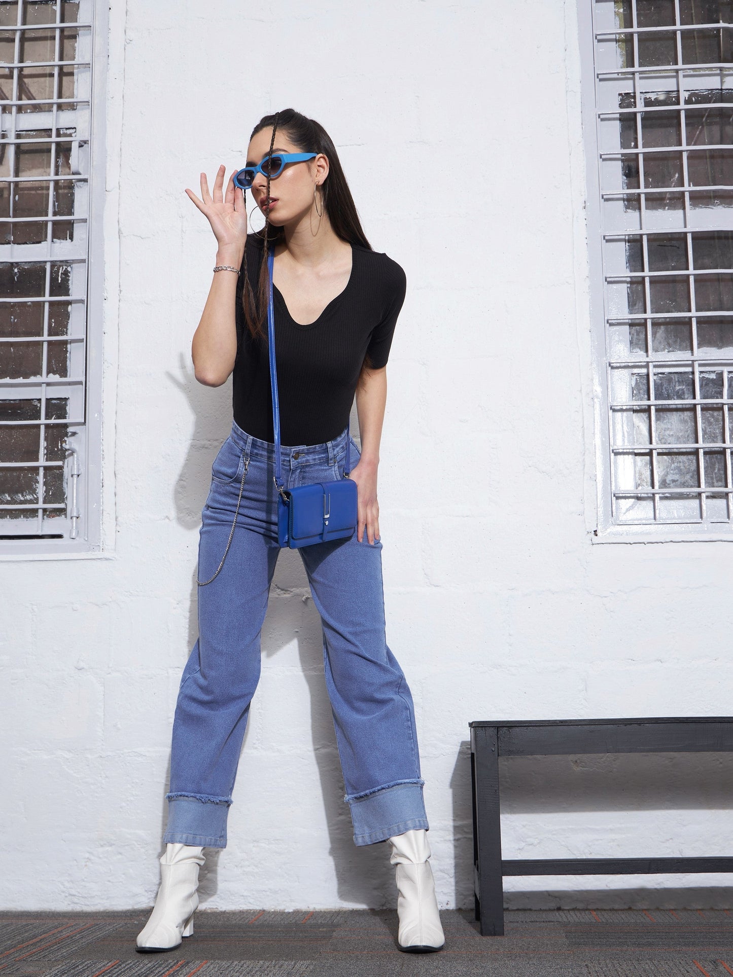 Blue Color Block Chain Detail Streetstyle Jeans