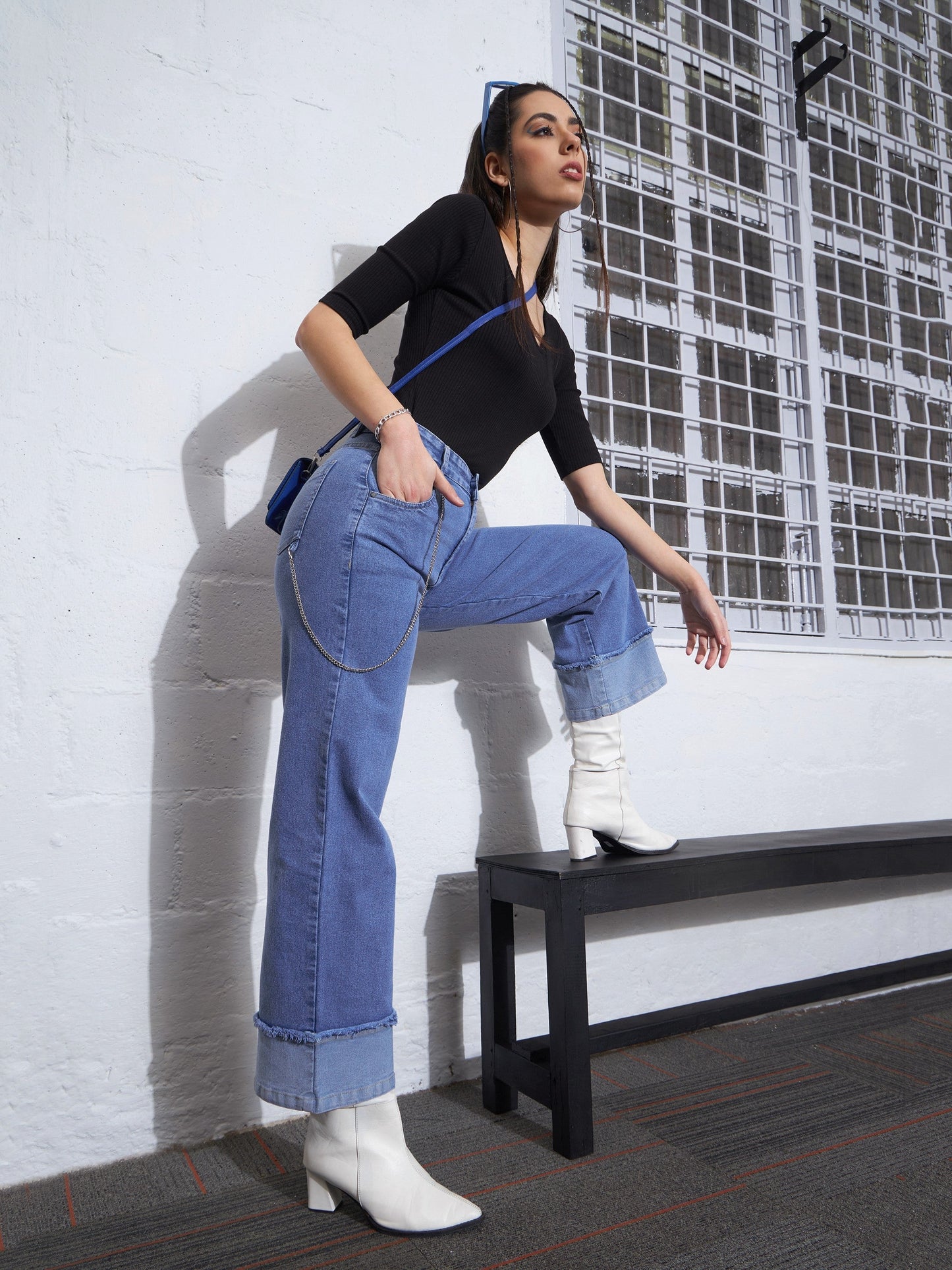 Blue Color Block Chain Detail Streetstyle Jeans