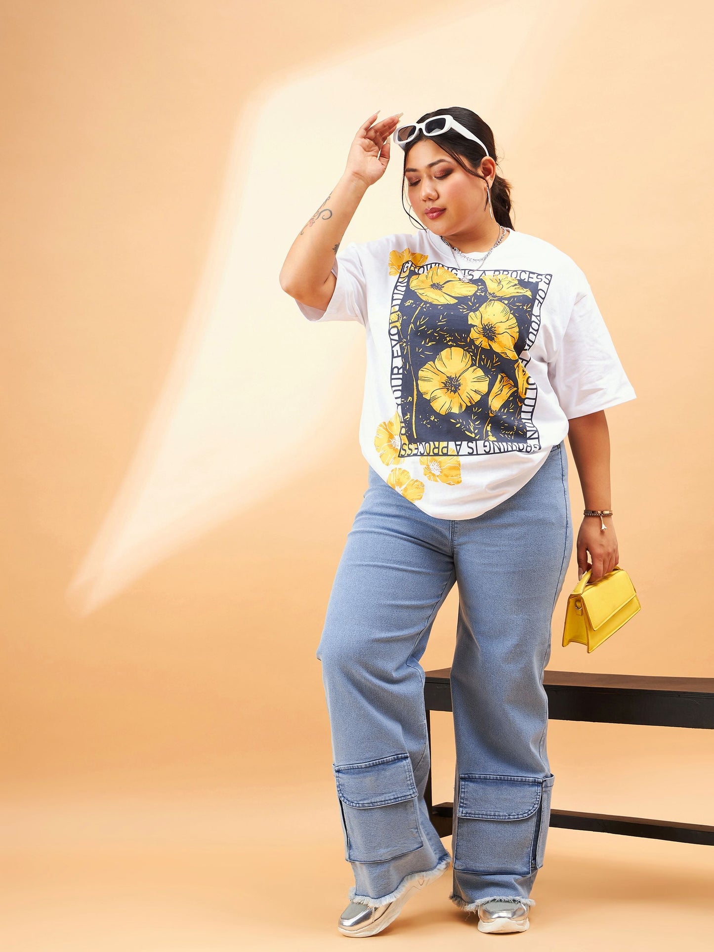 Ice Blue Hem Pockets Straight Jeans