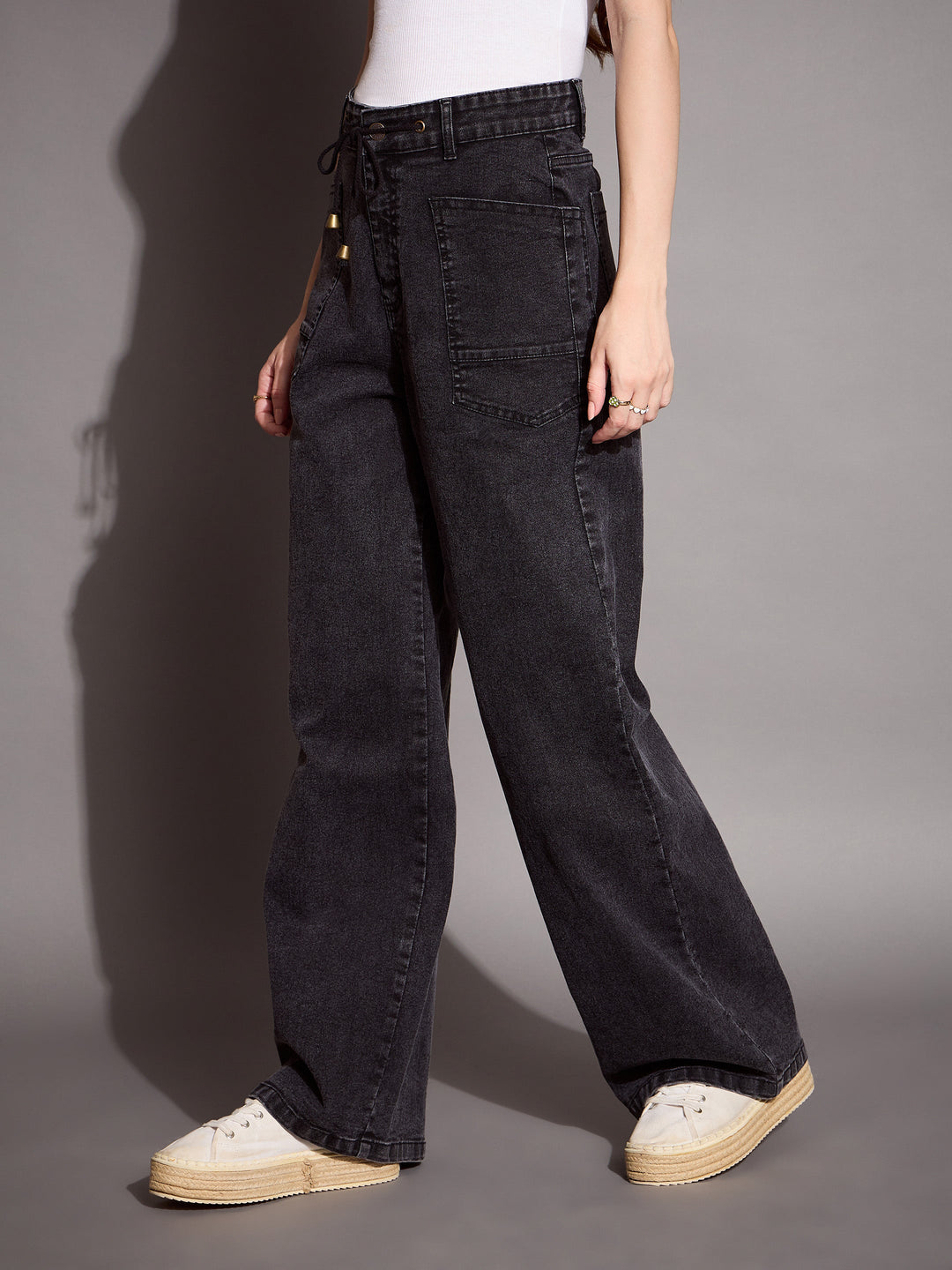 Women Black Wash Patch Pocket Straight Jeans