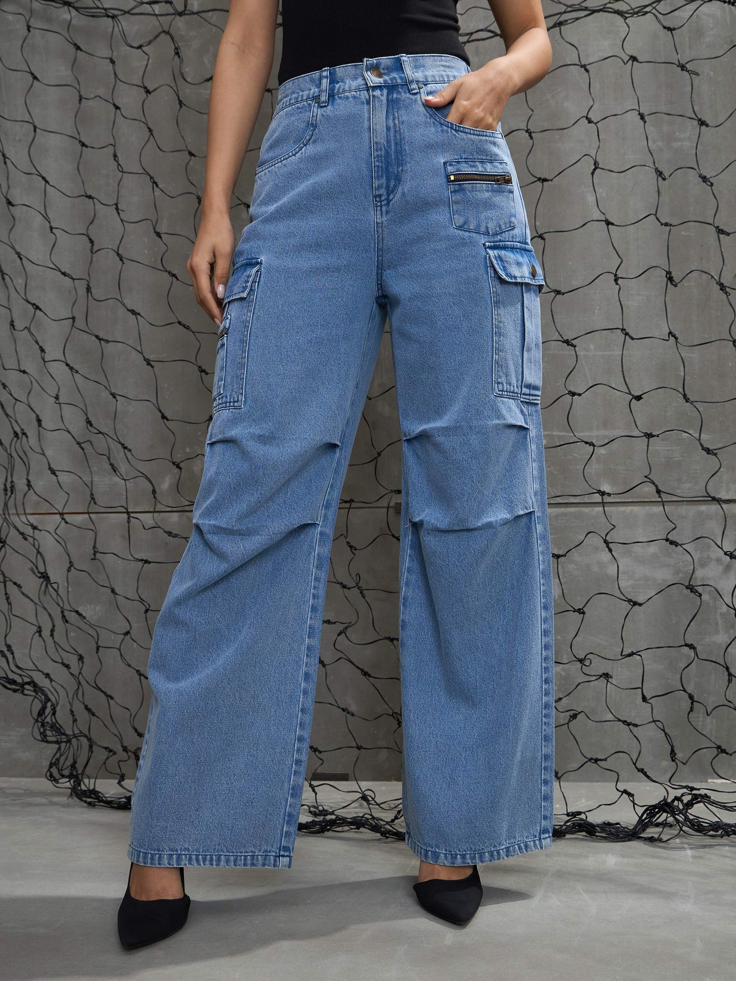 Women Blue Denim Pleated Knee Cargo Jeans