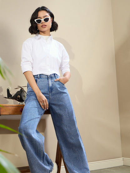 Women Blue Wash High Waist Straight Fit Jeans