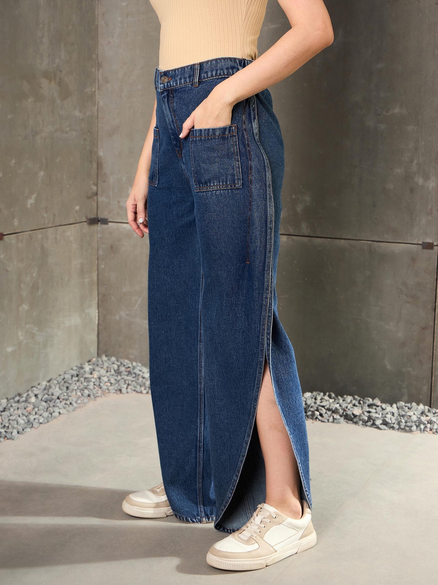 Blue Washed Curve Detail Barrel Jeans