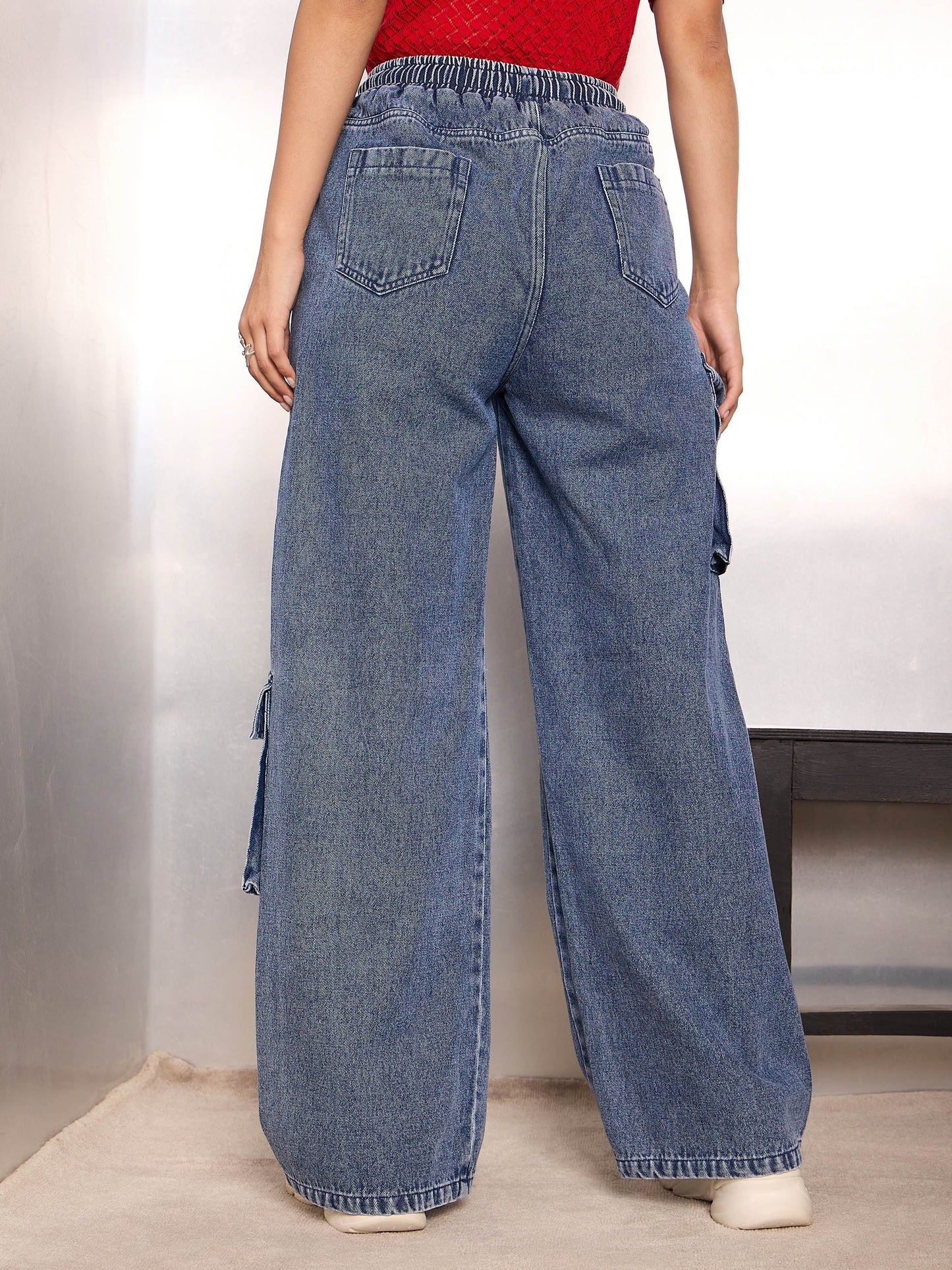 Women Blue Washed High Rise Drawstring Jeans