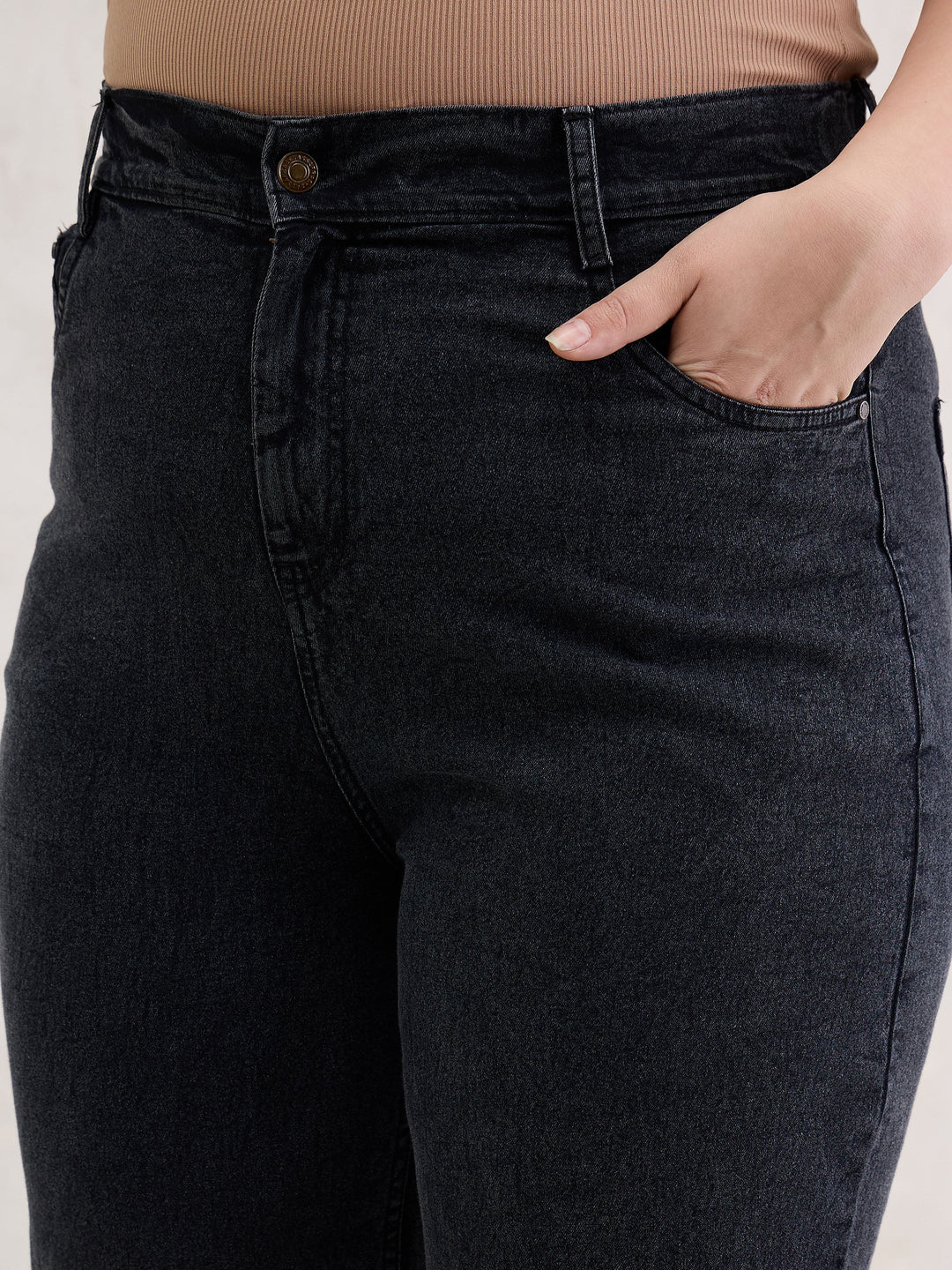 Black Blast Hem Slit Straight Jeans-SASSAFRAS Curve